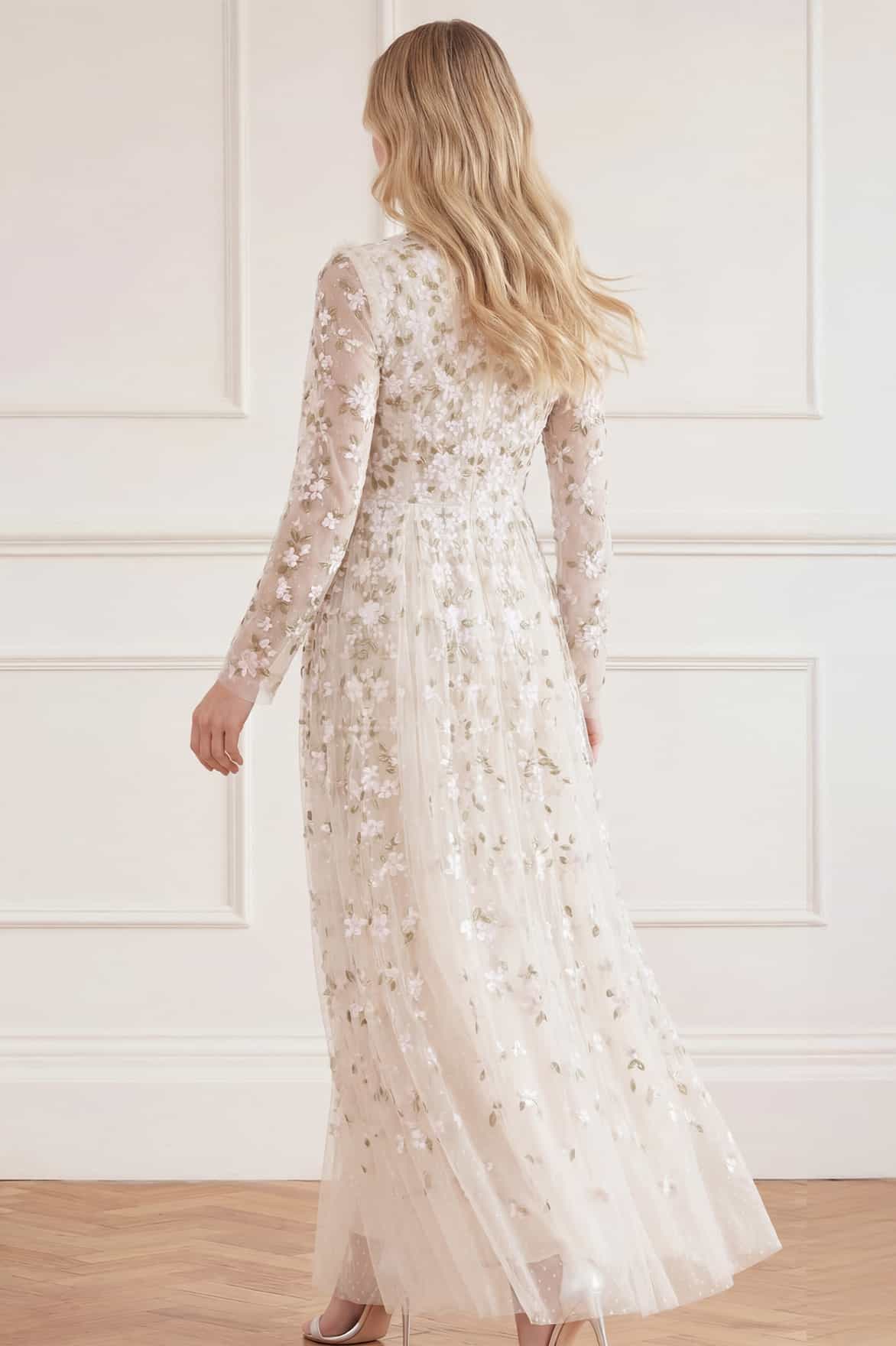 Needle & Thread Camellia Ditsy Ankle Gown sukienka cream haftowana