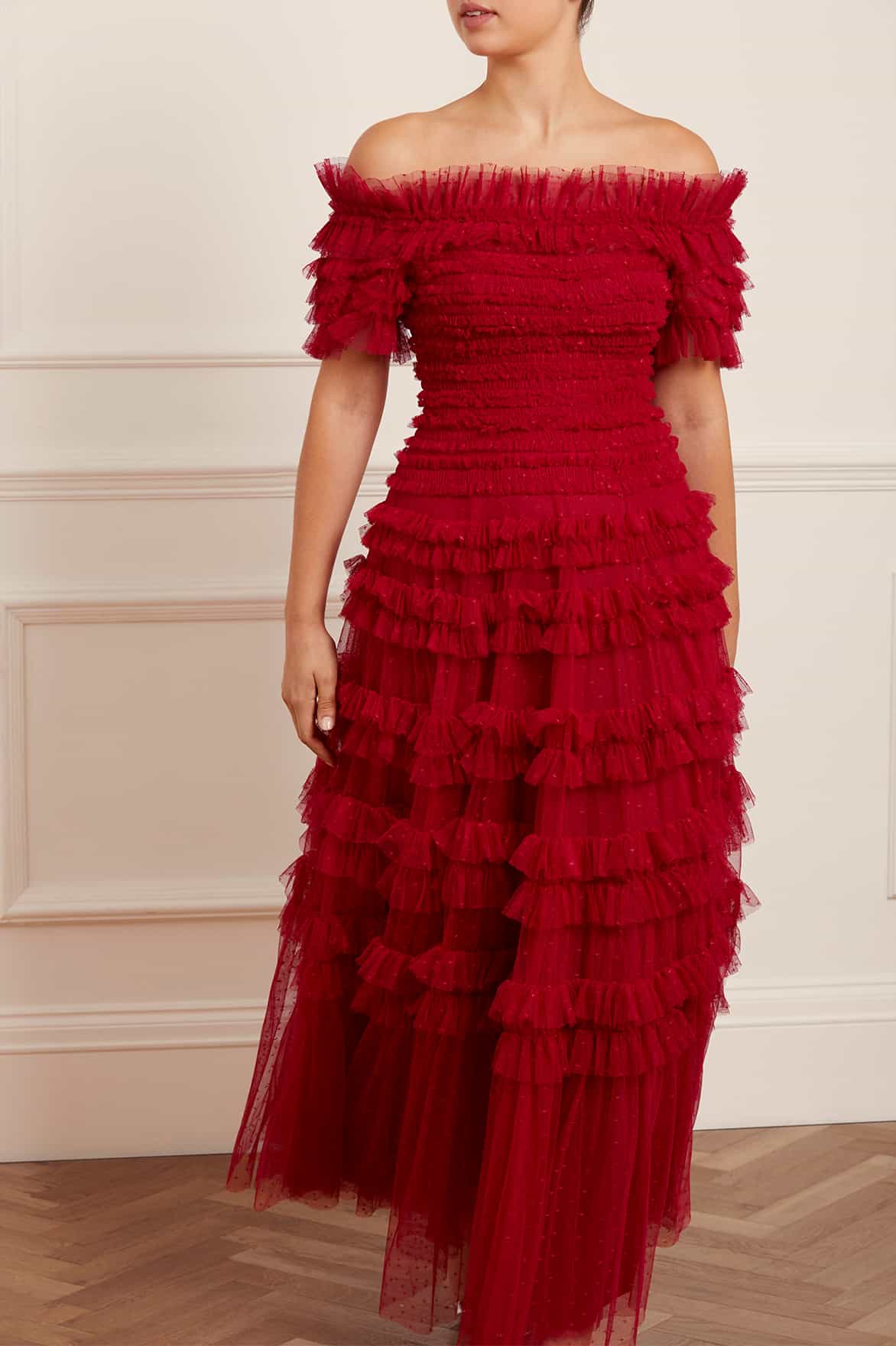Needle & Thread Lisette Ruffle Off Shoulder sukienka bordowa