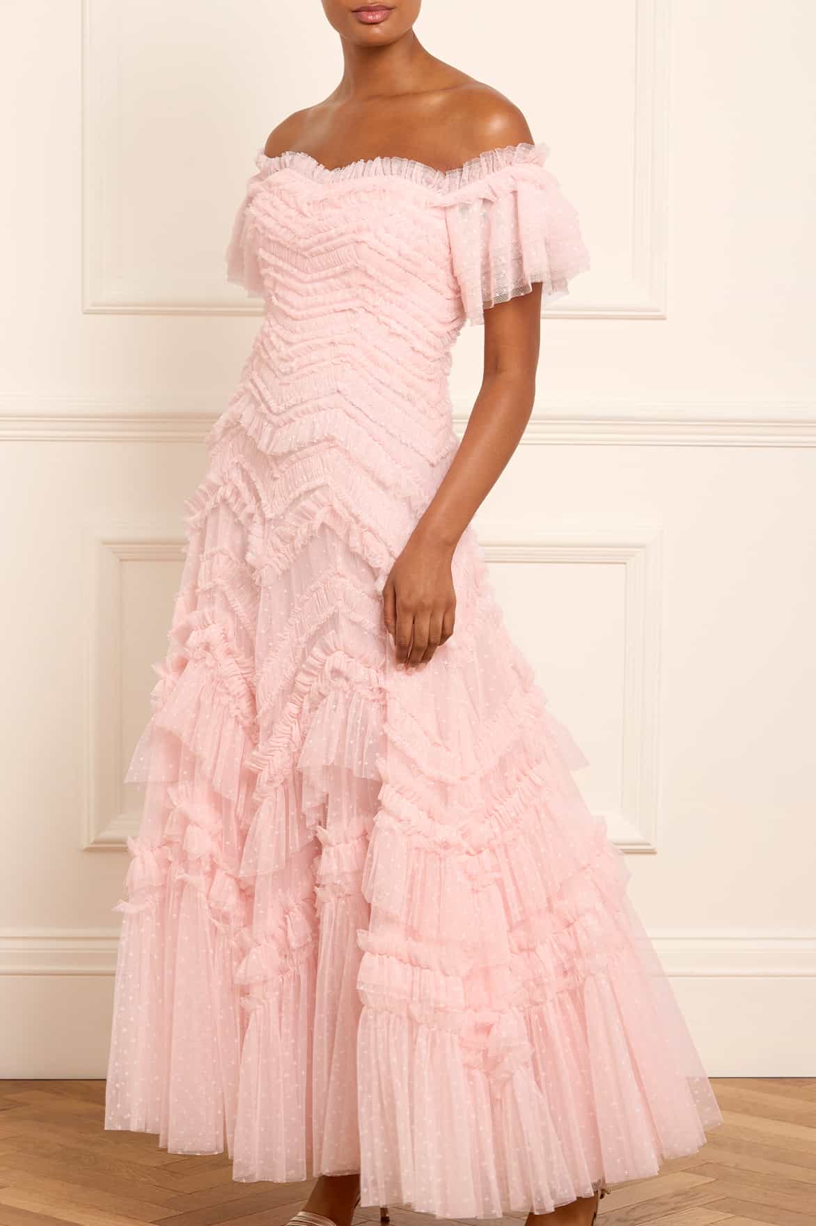 Needle & Thread Elia Off-Shoulder Gown sukienka róż falbany