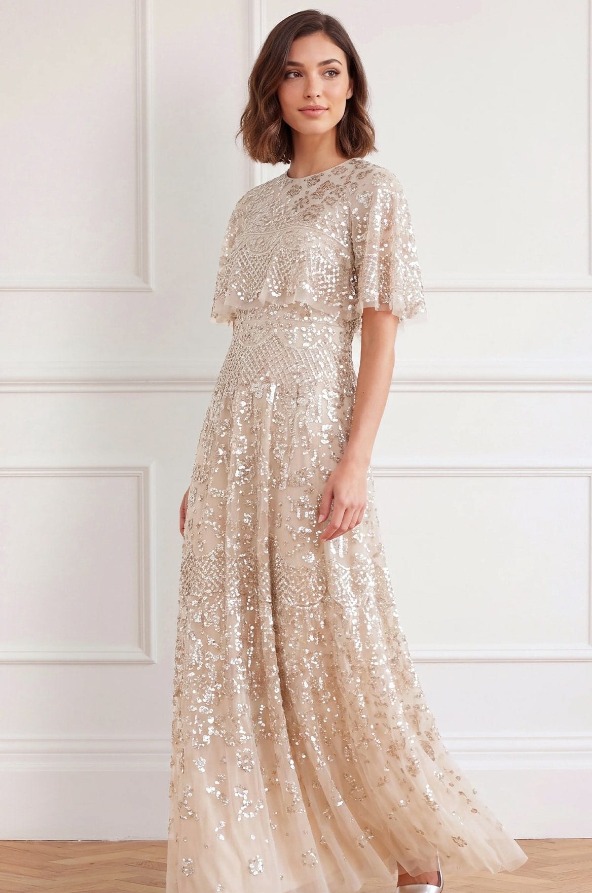 Needle & Thread Snowdrop Cape Gown suknia beżowa
