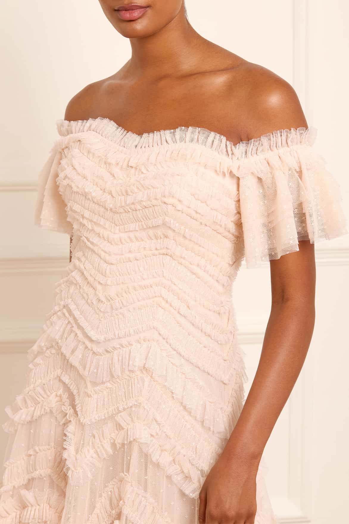 Needle & Thread Elia Off-Shoulder Gown suknia Beige tiul