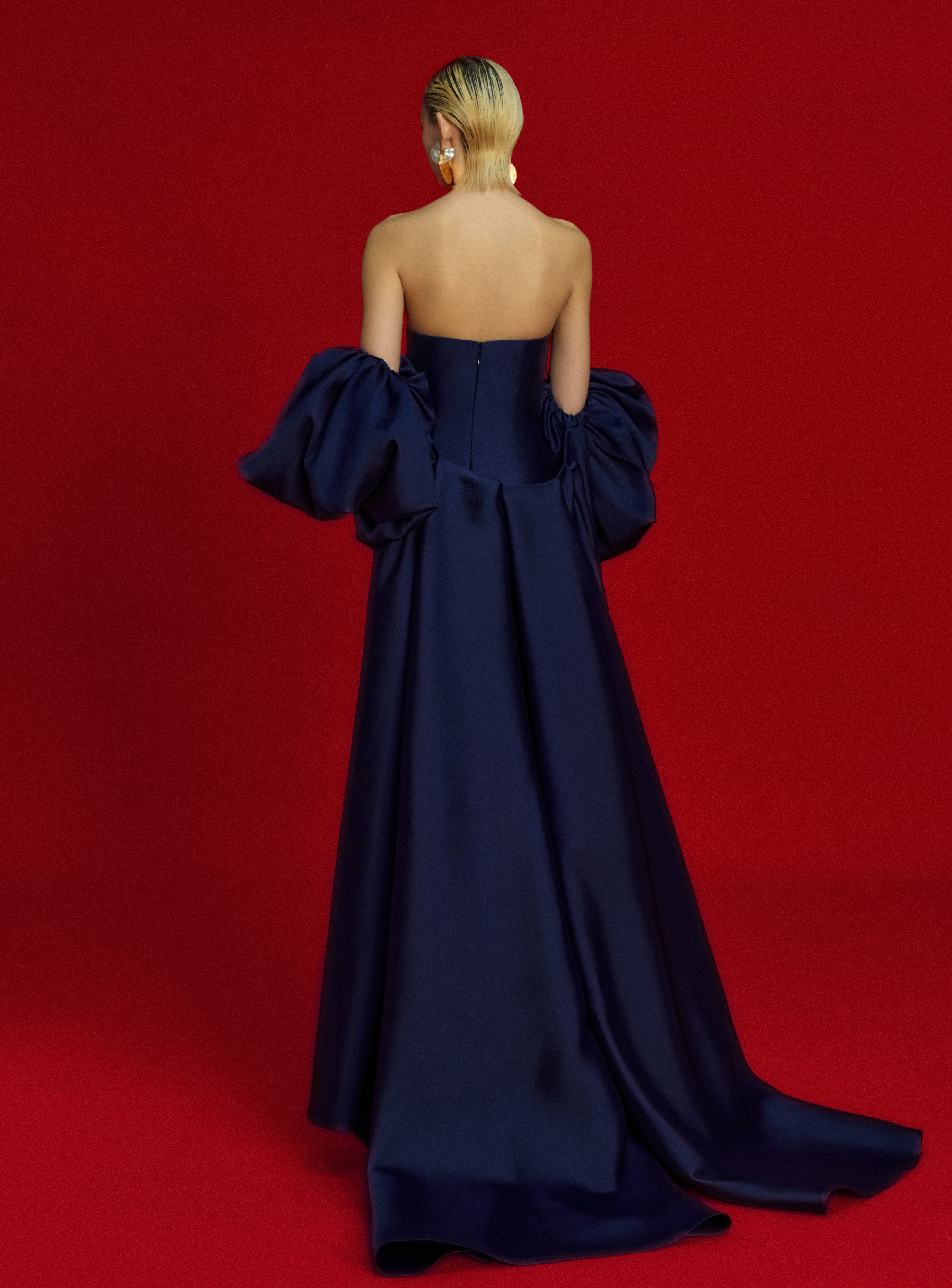 Solace London Lea sukienka maxi granatowa