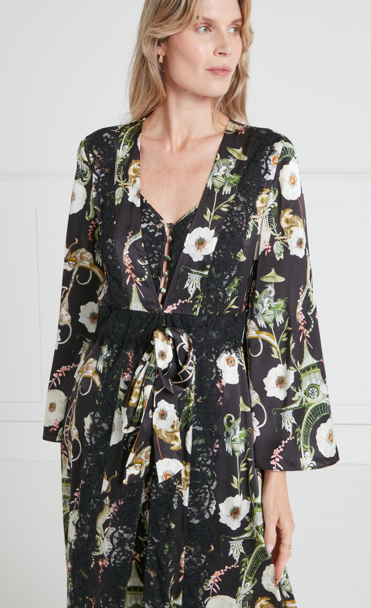 Temperley London Aphrodite Robe szlafrok czarny print koronka