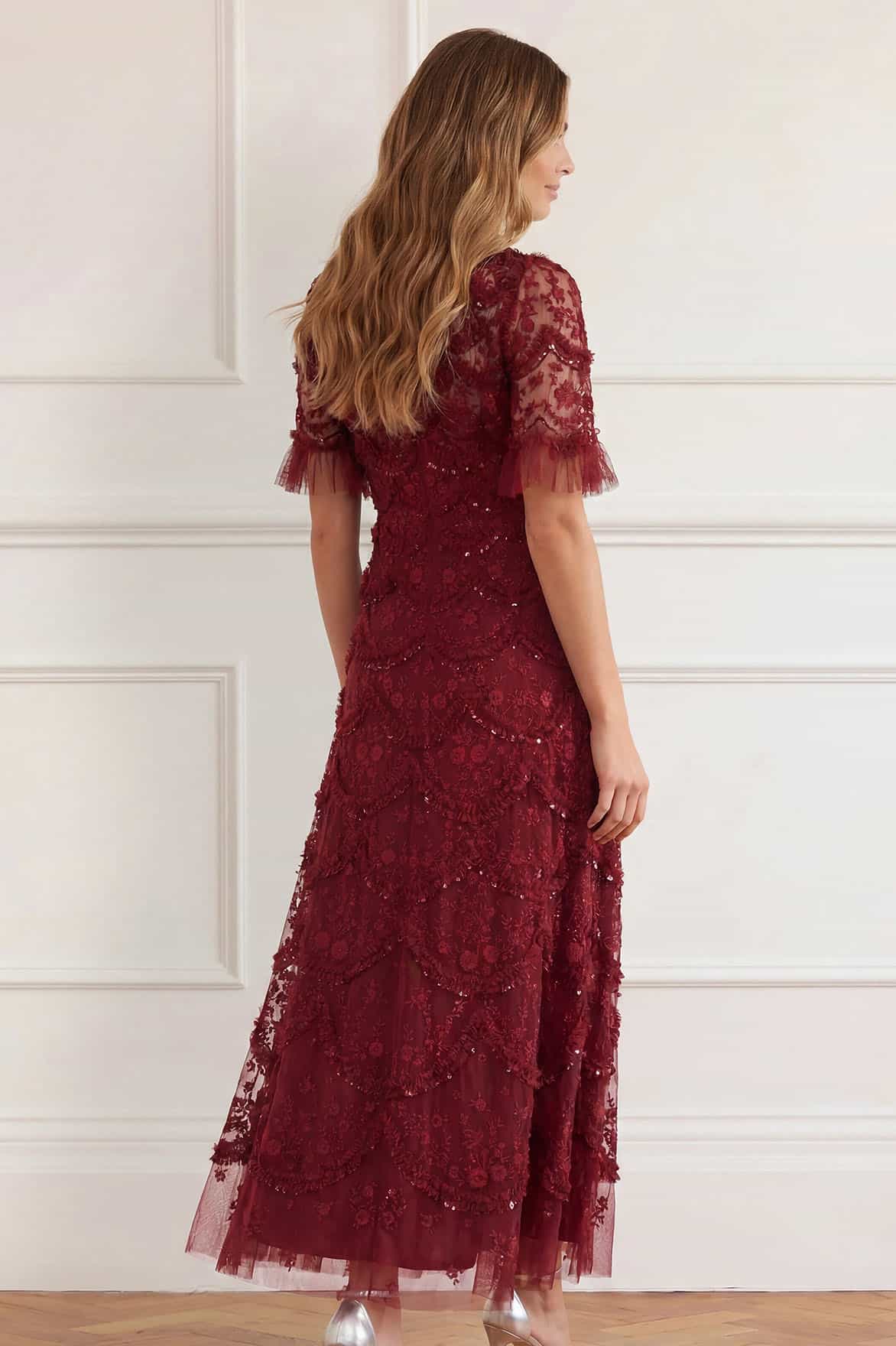 Needle & Thread Lily Bloom Ankle Gown sukienka czerwona haftowana