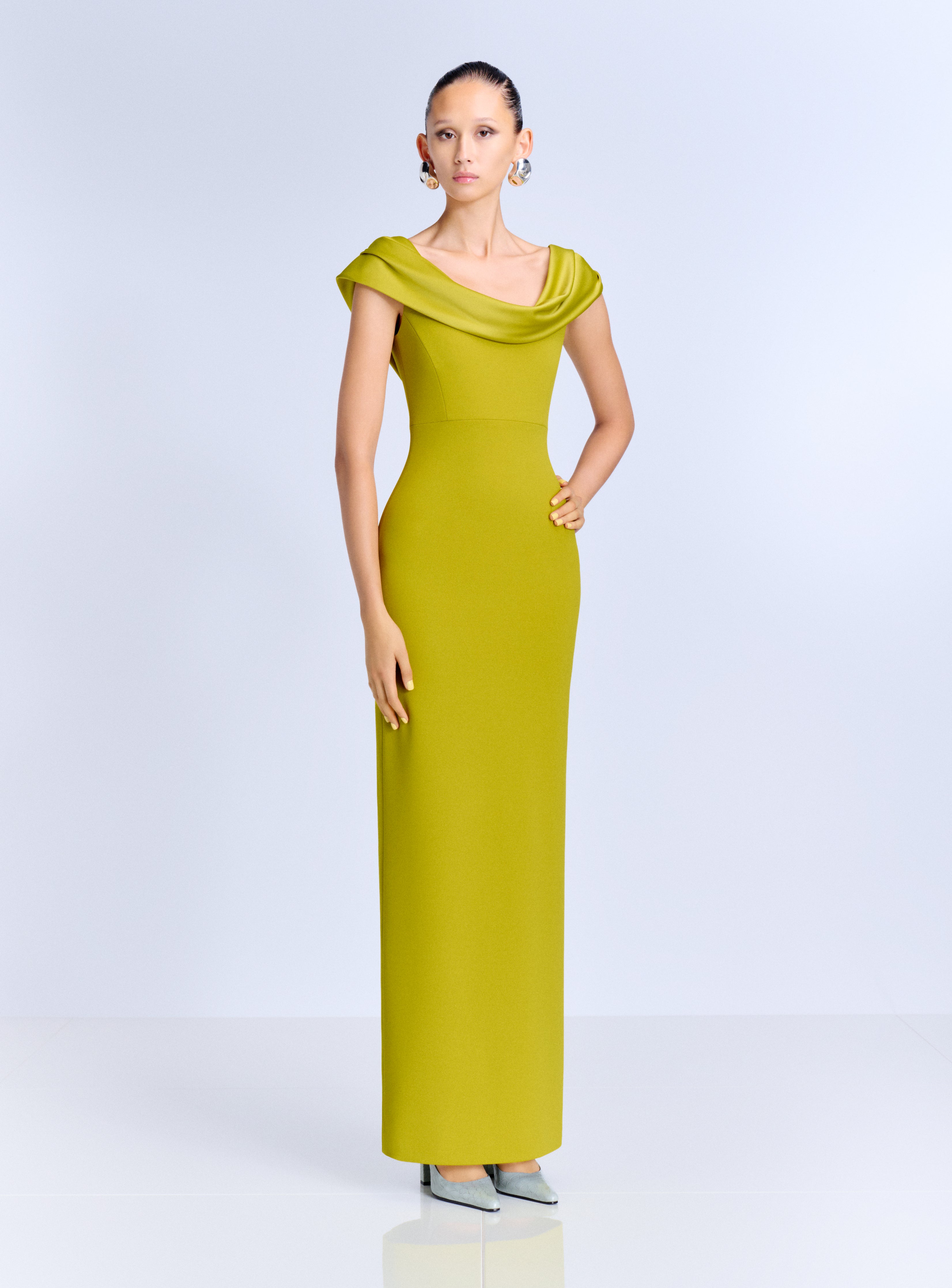 Solace London Adele Maxi sukienka chartreuse bez ramiączek