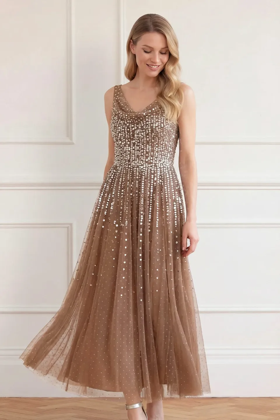 Needle & Thread Moonlight Sequin Cowl Neck Ankle Gown sukienka brązowa