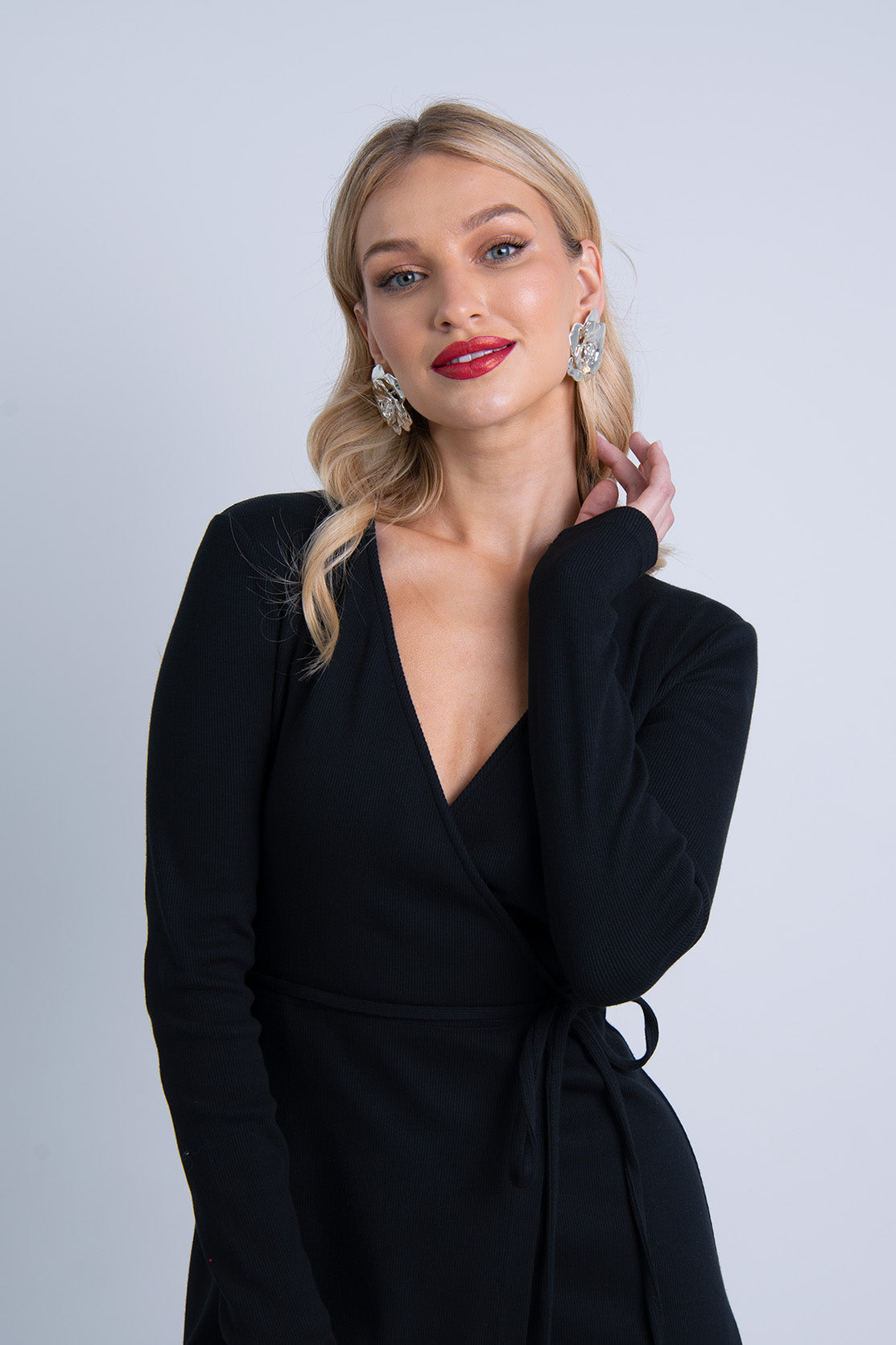 Nudyess Holly sukienka mini black kopertowa
