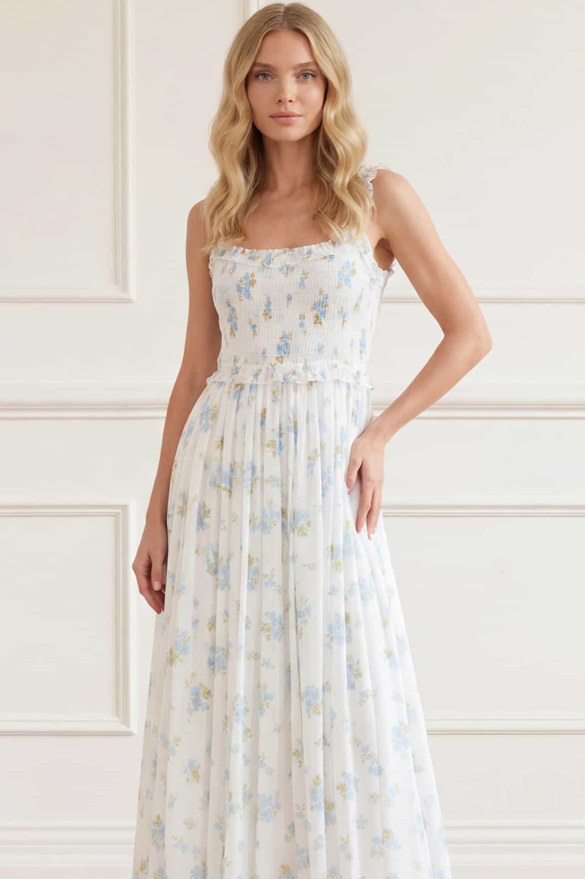 Needle & Thread Magnolia Ditsy Chiffon Smocked Gown suknia biała