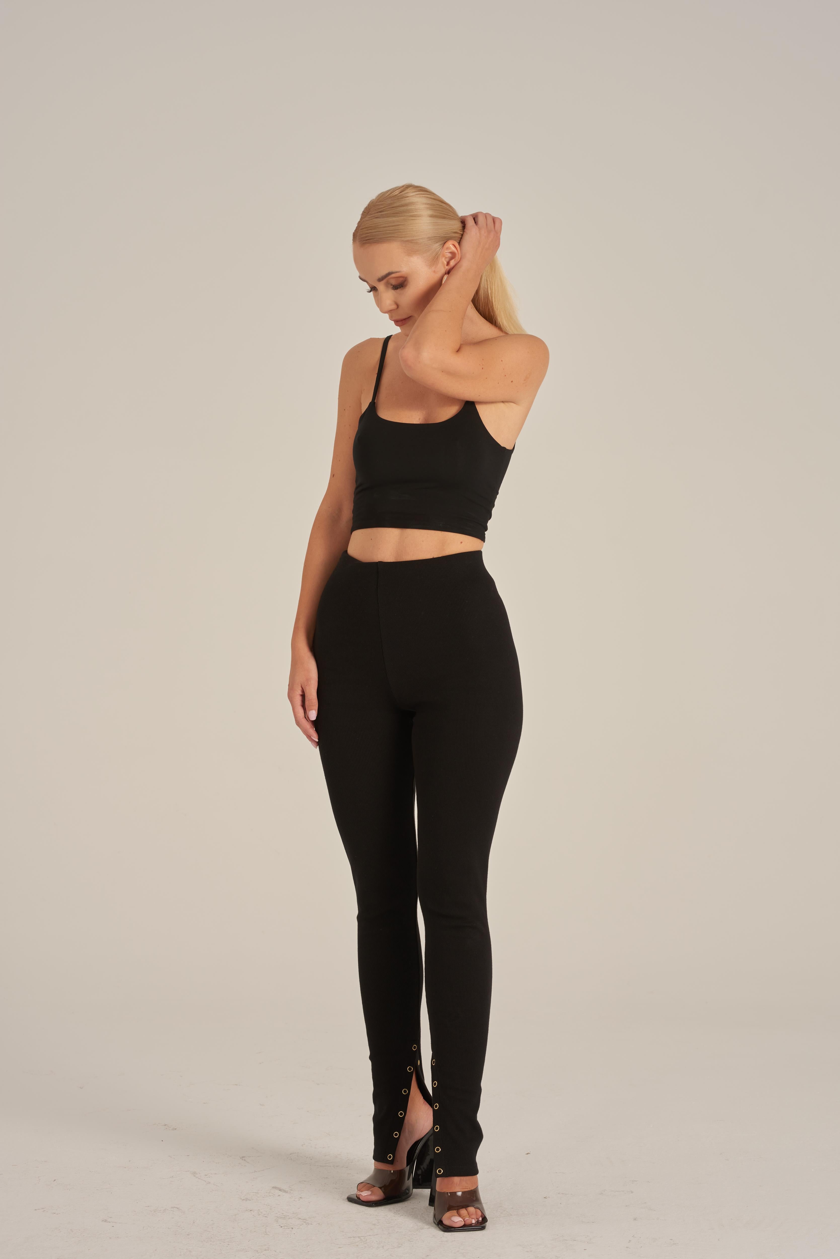 Nudyess Hira legginsy TAN 830T prążkowane Black