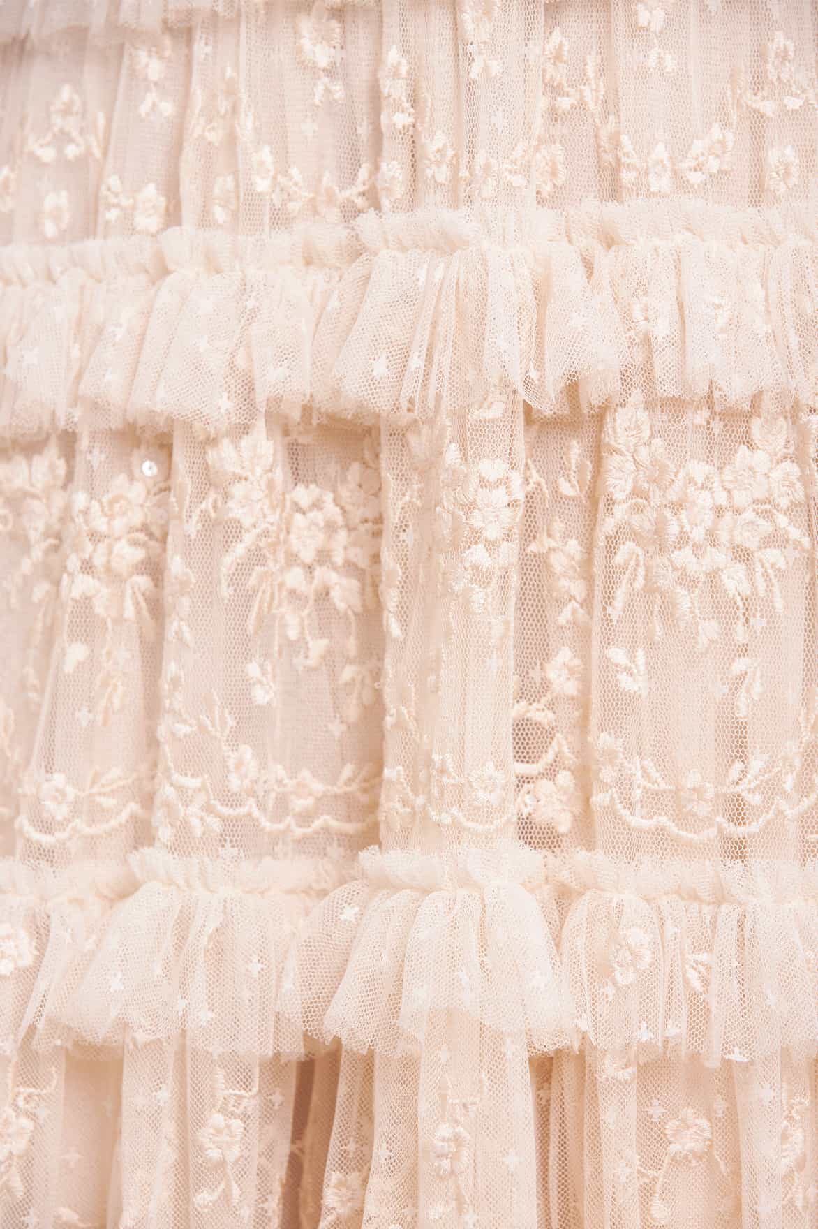 Needle & Thread Blossom Lace Ankle Gown sukienka kremowa haftowana