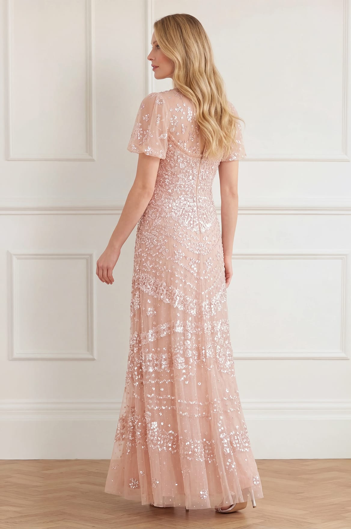 Needle & Thread Anais Sequin Short Sleeve Gown suknia Beige
