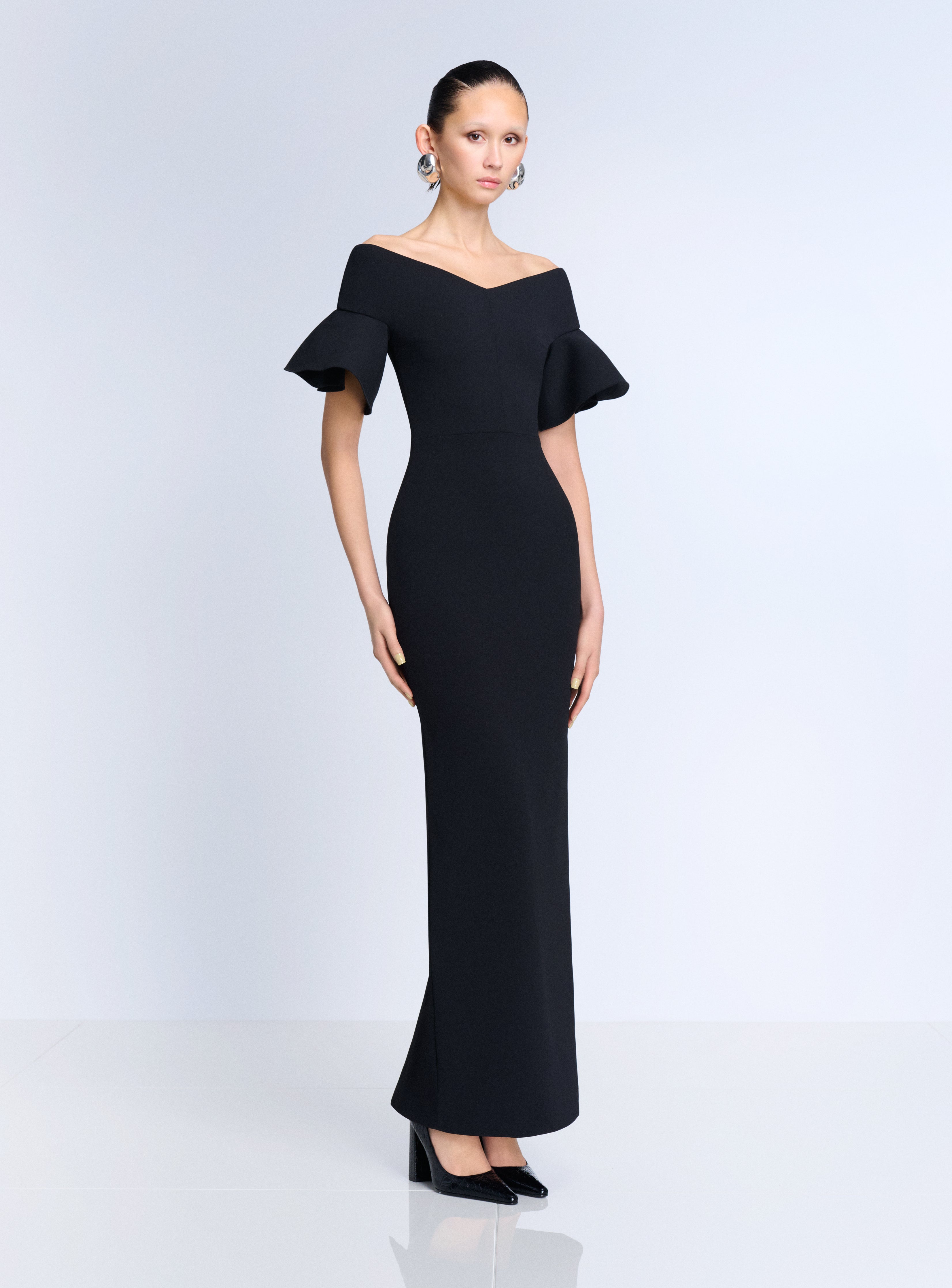 Solace London Cielo sukienka maxi Black odkryte ramiona