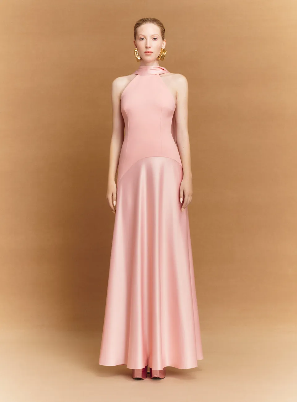 SOLACE LONDON The Cece Maxi Dress sukienka pudrowy róż