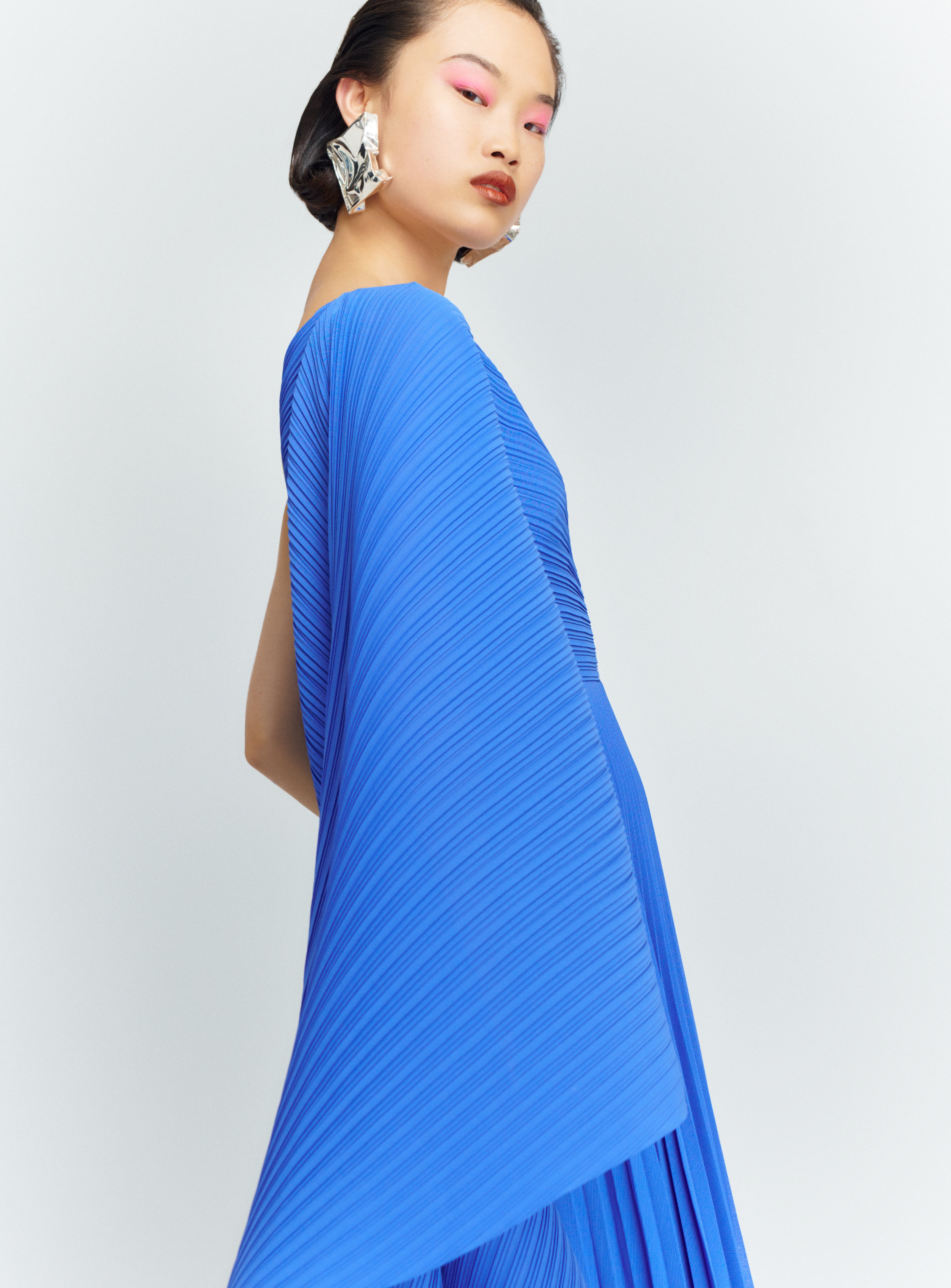 Solace London Maci sukienka wieczorowa maxi iris blue