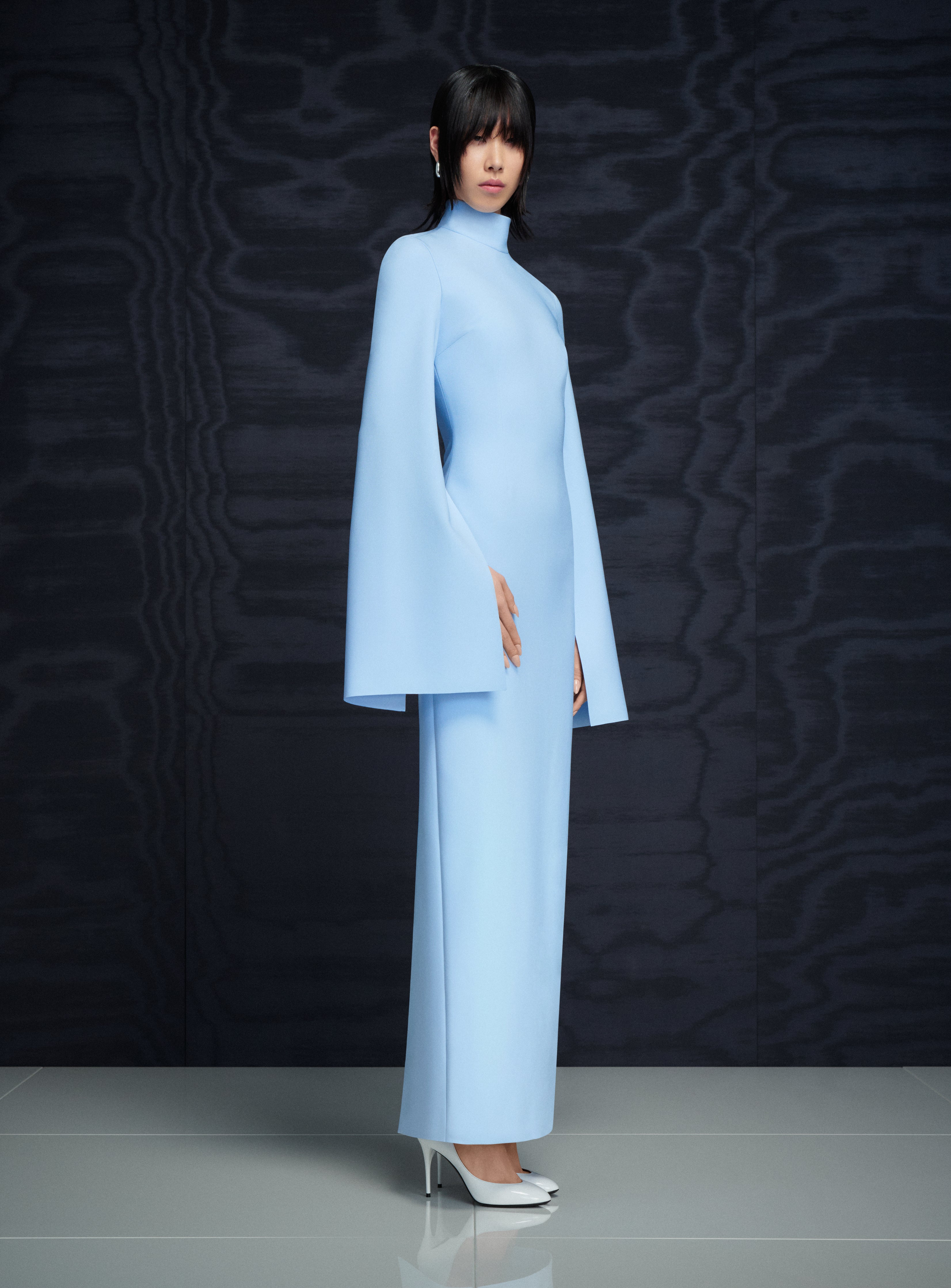 SOLACE LONDON Josefine sukienka maxi Ice Blue długi rękaw