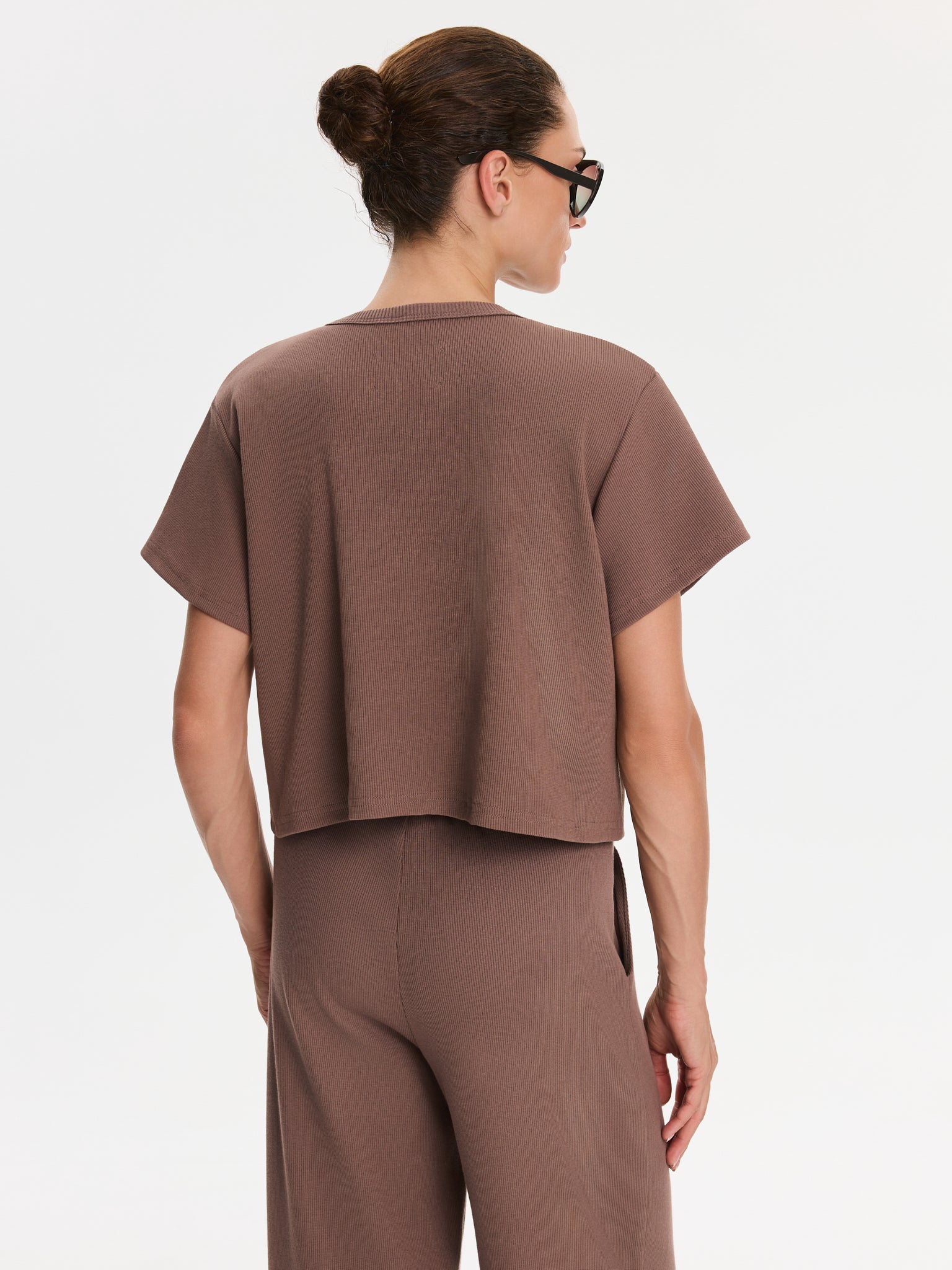 Nudyess Agapi prążkowany t-shirt Chocolate