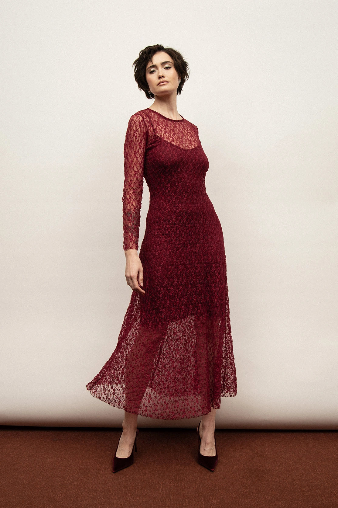Nudyess Amy sukienka maxi Burgund koronkowa