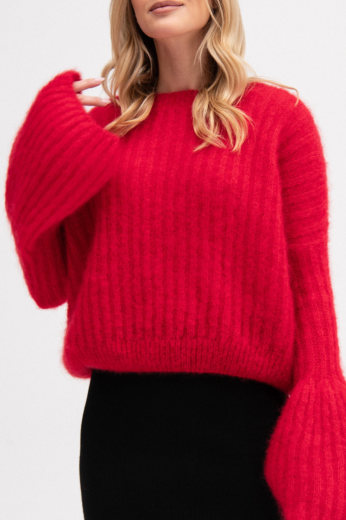 Nudyess River sweter Red moherowy bufki