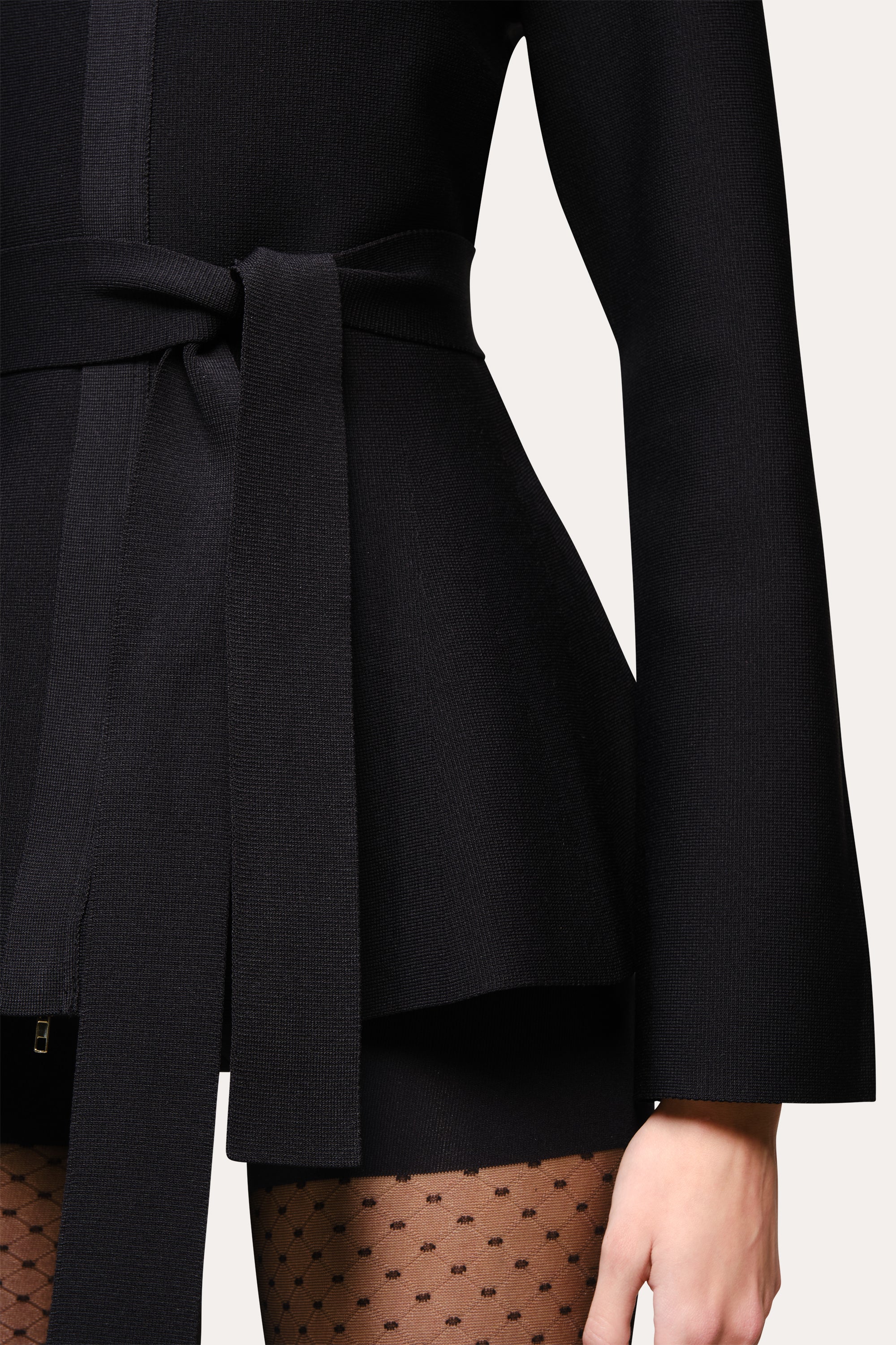 Elie Tahari Blair Milano top czarny peplum