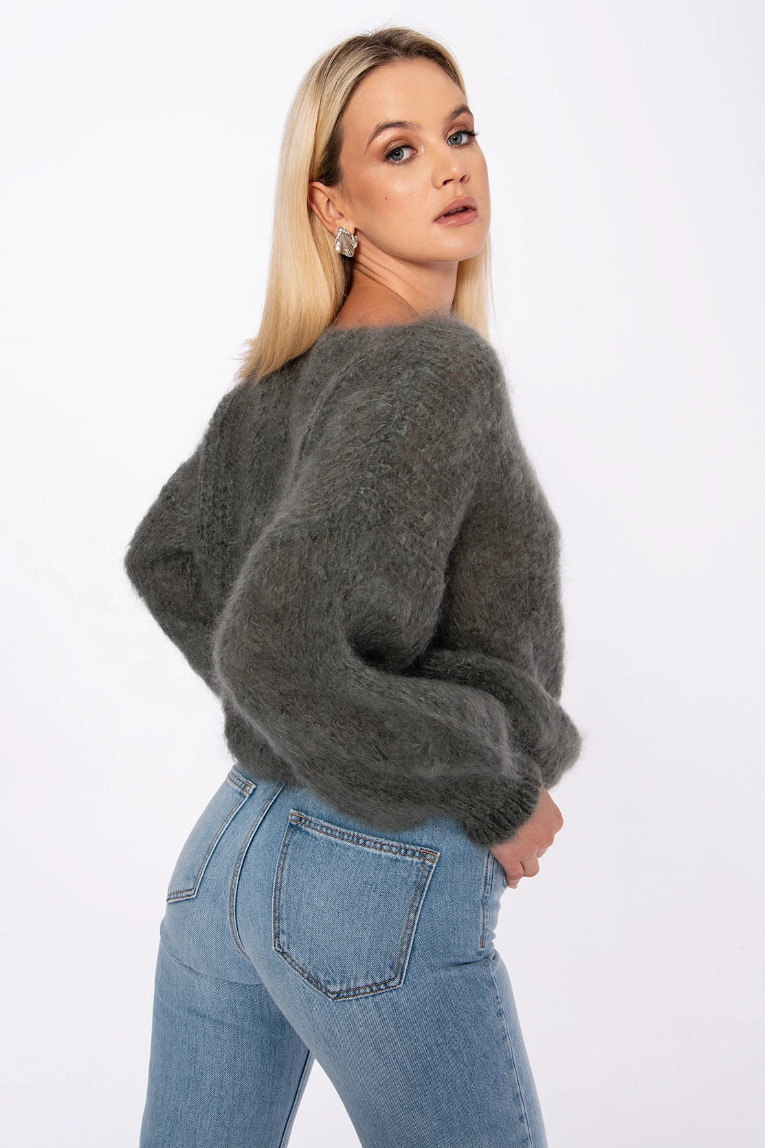 Nudyess Cosy sweter Gray moherowy łódka