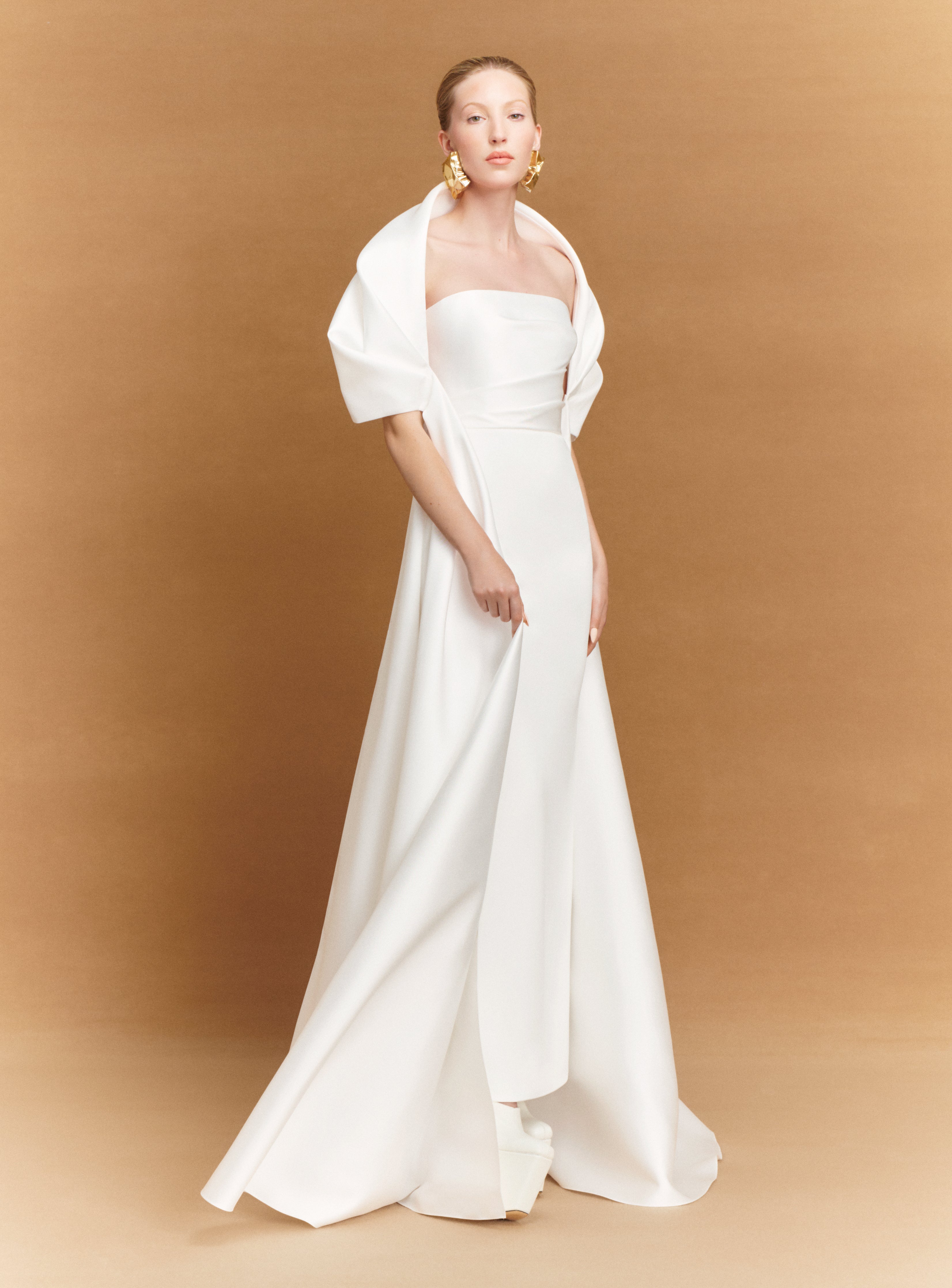 Solace London Vera sukienka wieczorowa maxi cream