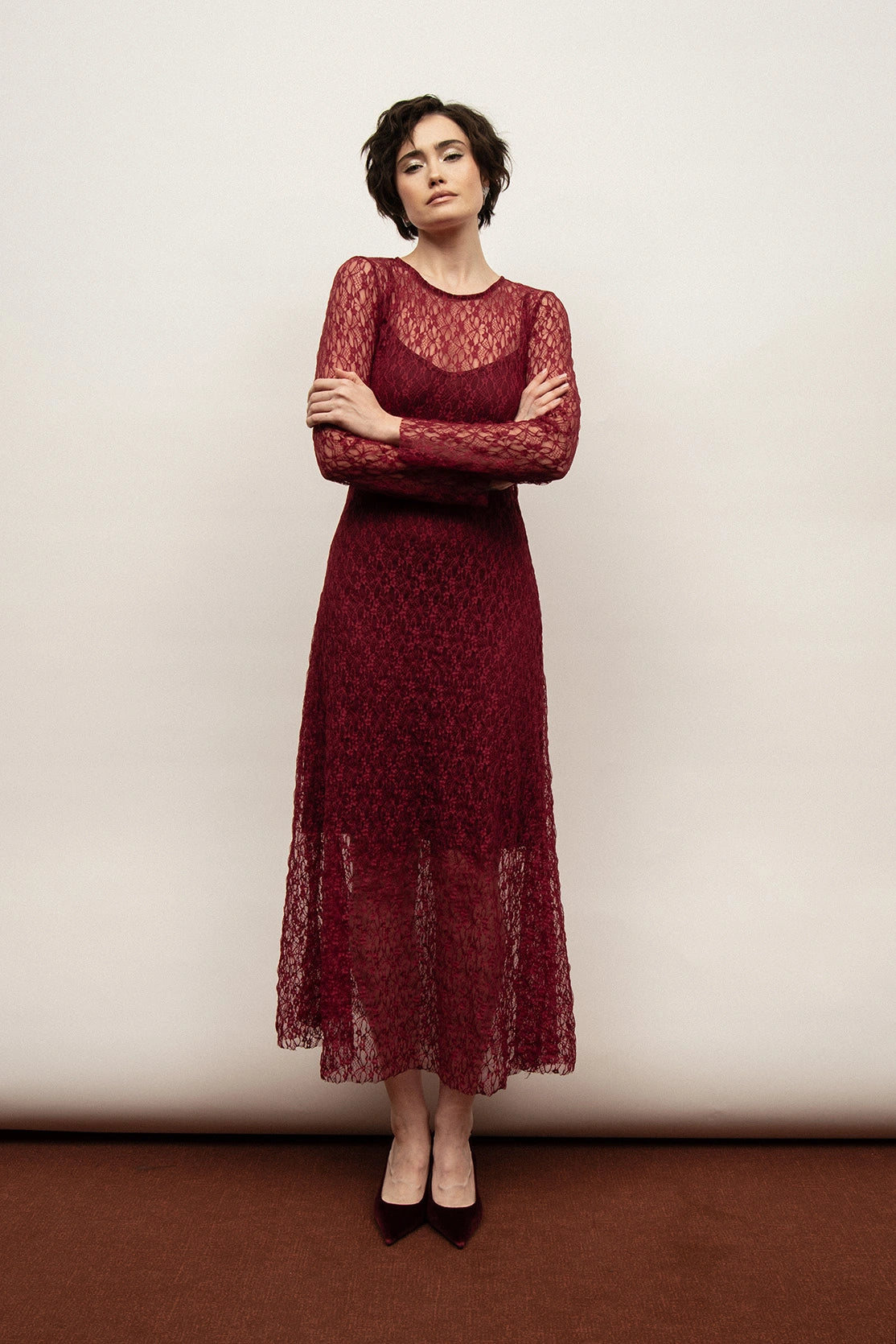 Nudyess Amy sukienka maxi Burgund koronkowa
