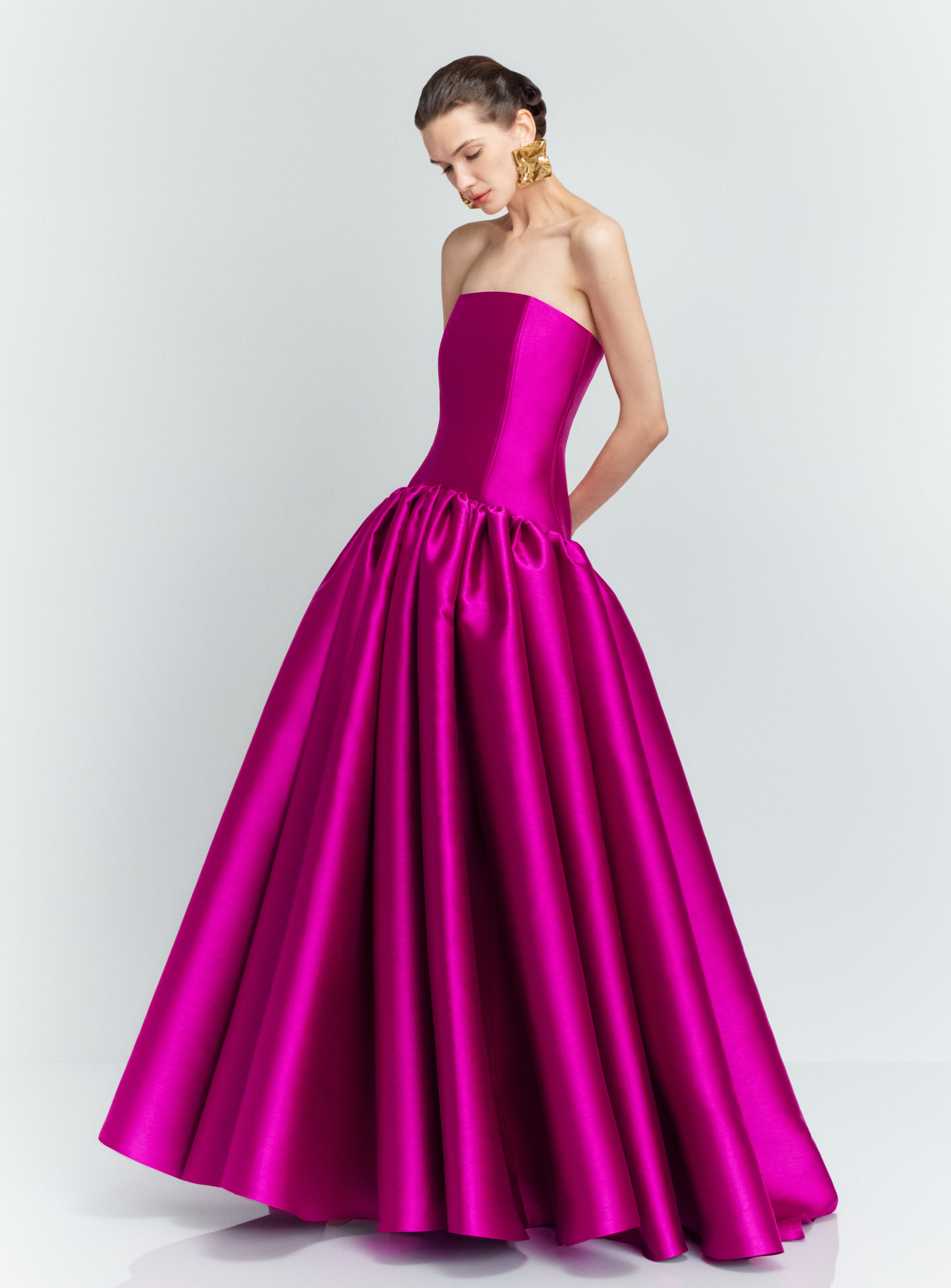 Solace London Cassias sukienka wieczorowa maxi fuksja