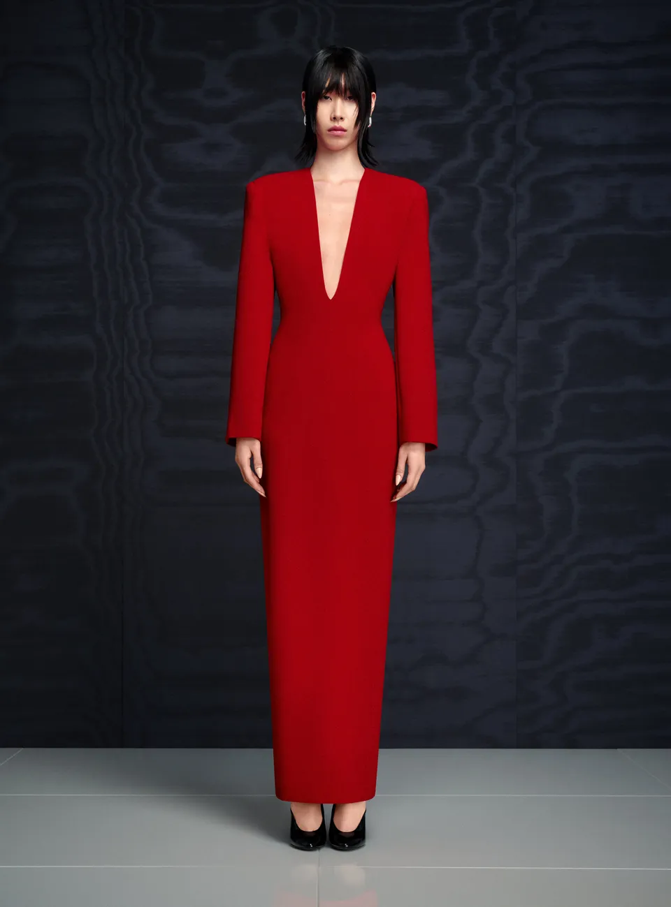 Solace London Deacon Maxi Dress sukienka czerwona długi rękaw