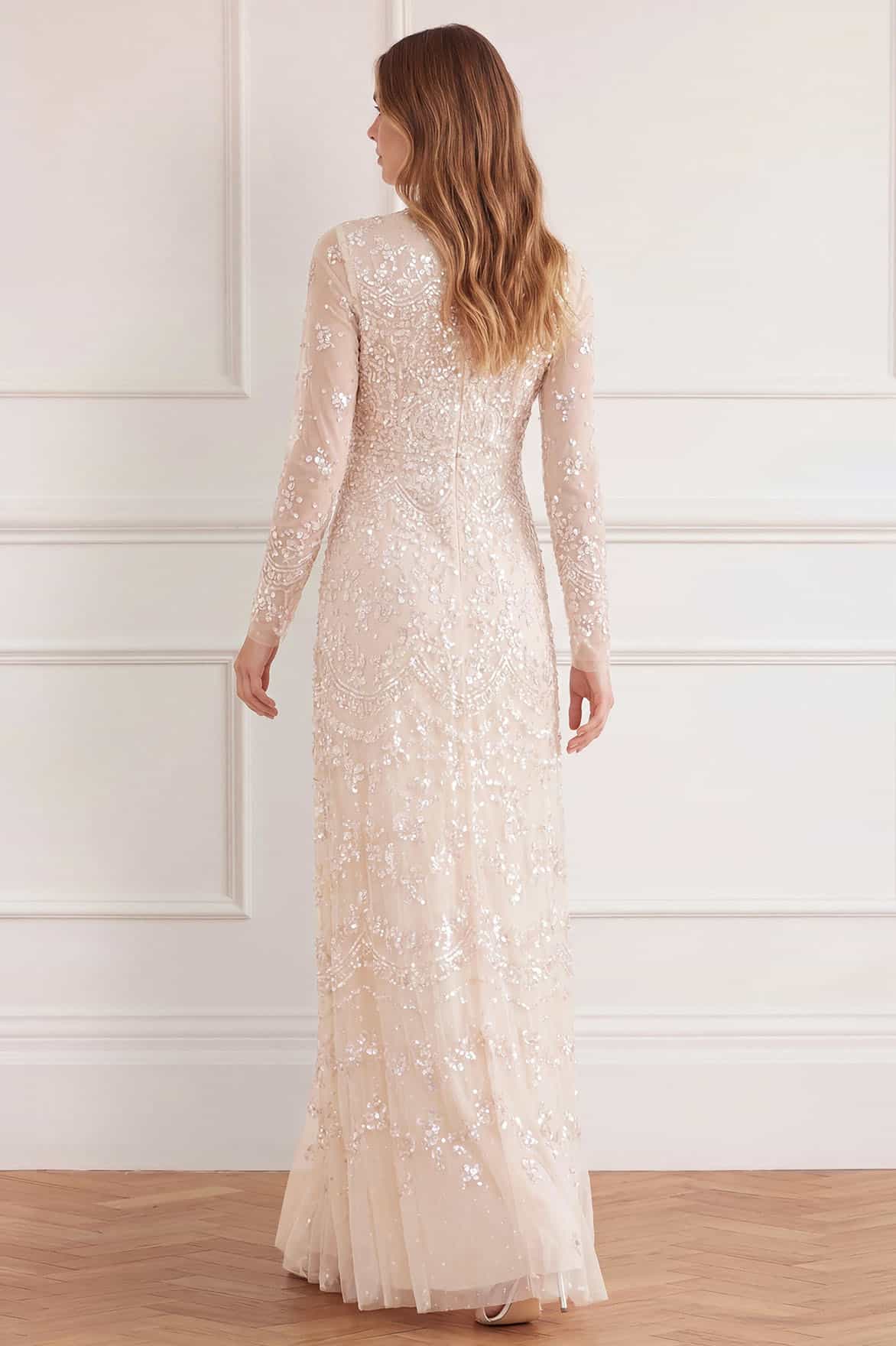 Needle & Thread Freya Long Sleeve Gown suknia kremowa z cekinami