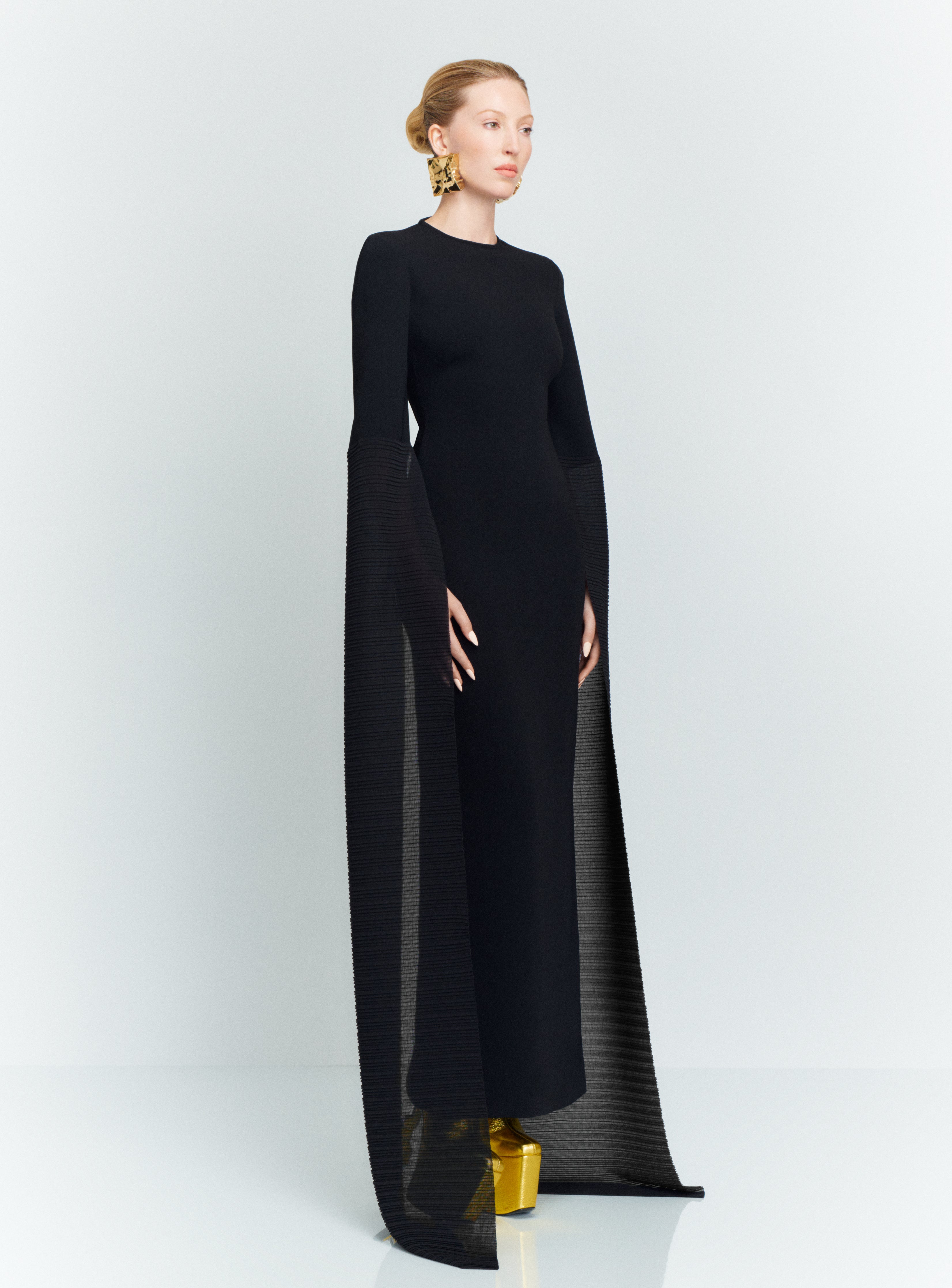 SOLACE LONDON Naomi sukienka maxi czarna plisowana