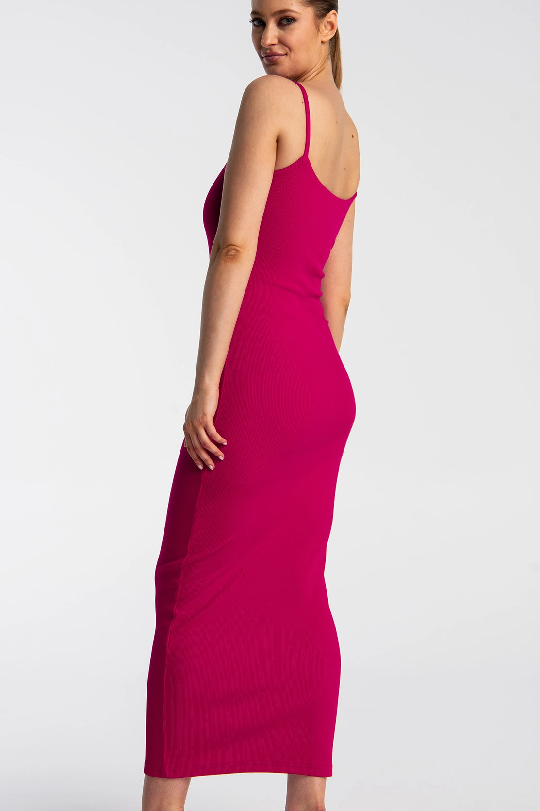 Nudyess Fly sukienka maxi Magenta na ramiączkach