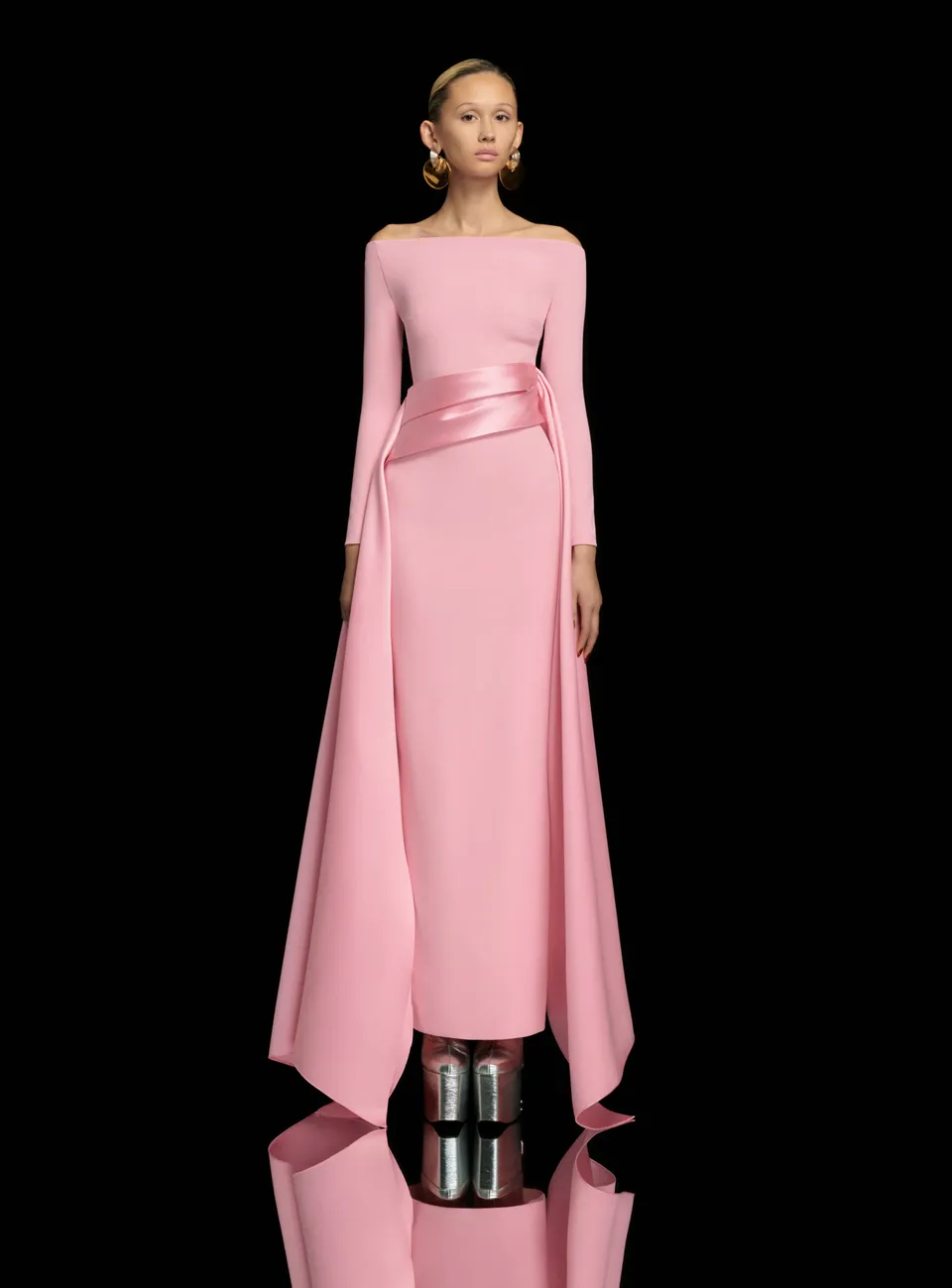 Solace London The Irma Maxi sukienka jasnoróżowa długa