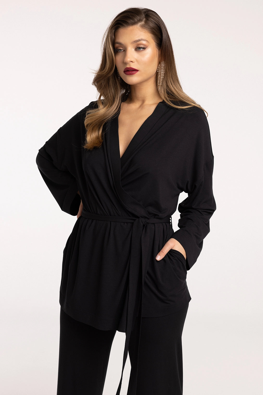 Nudyess Santa krótkie kimono z modalu black