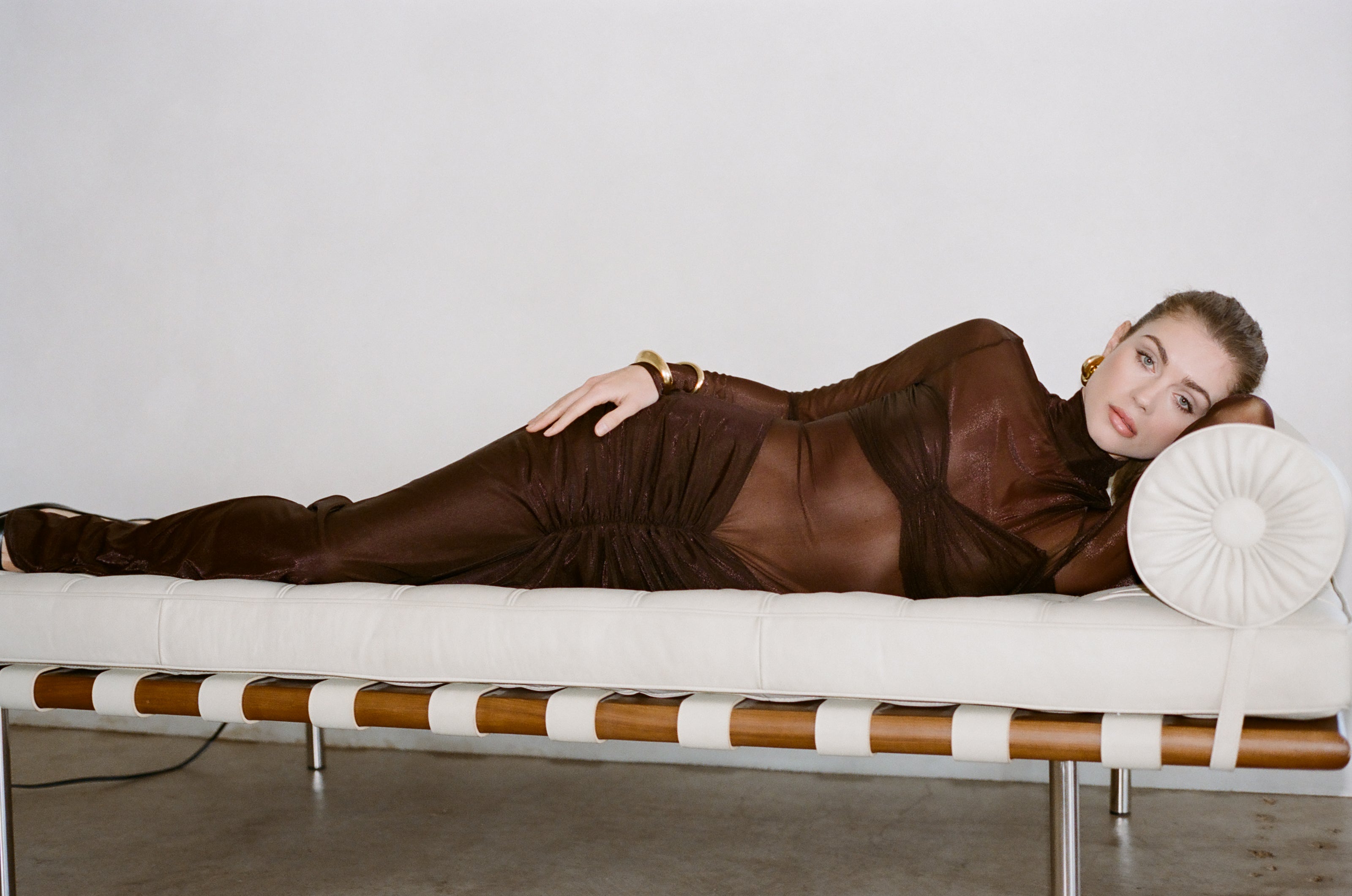 Delfi Collective Jadienne Dress sukienka Chocolate maxi