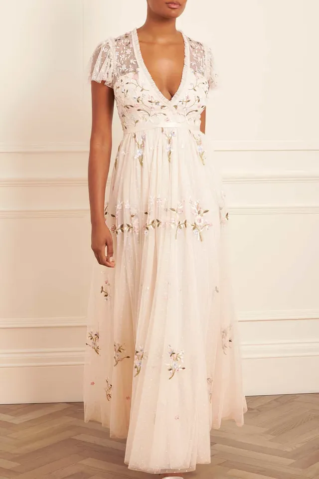 Needle & Thread Petunia Cap Sleeve Gown suknia kremowa haftowana