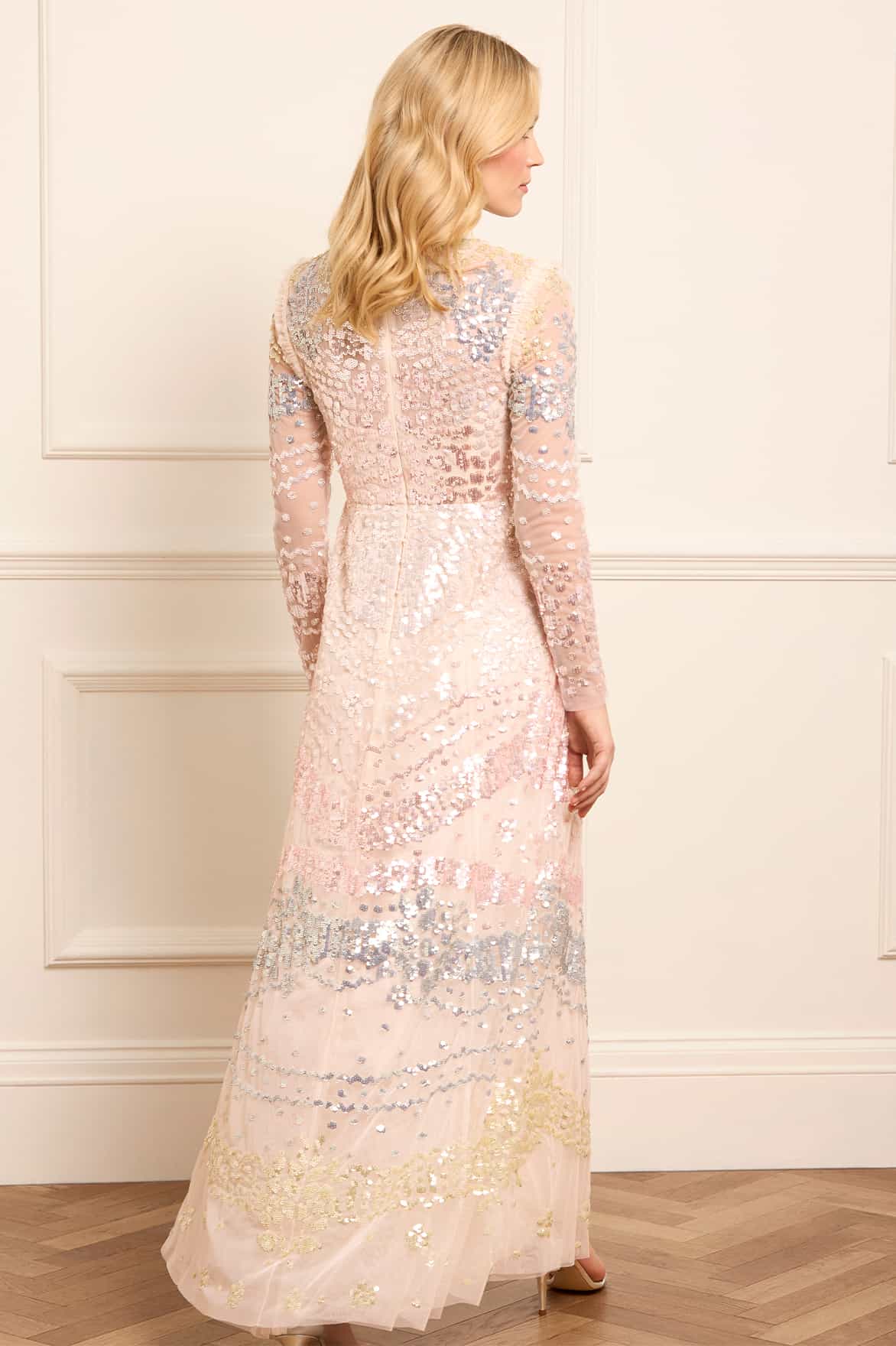 Needle & Thread Angeline Sequin Gown sukienka cekinowa Cream