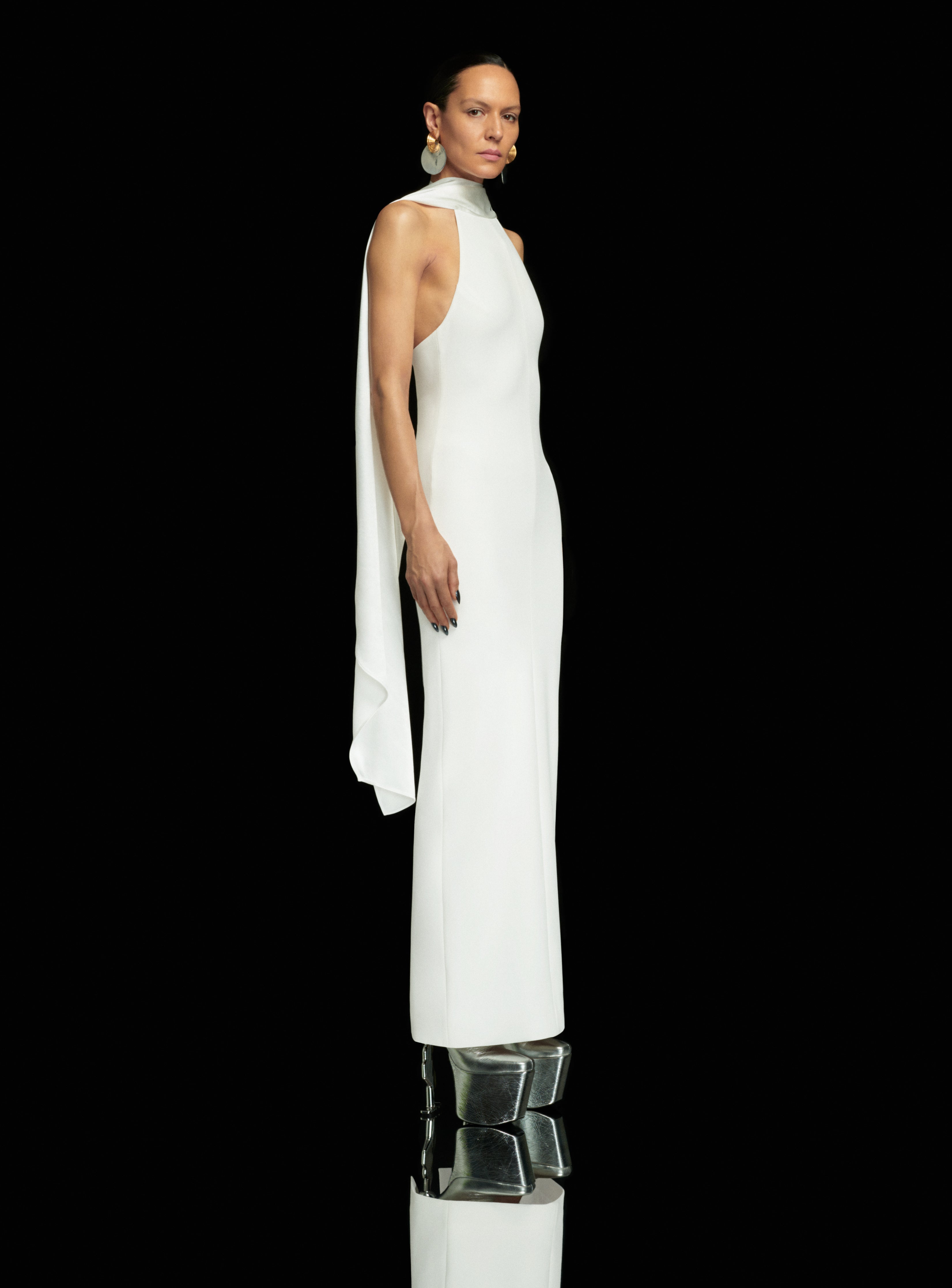 SOLACE LONDON Dahlia sukienka maxi Cream halter