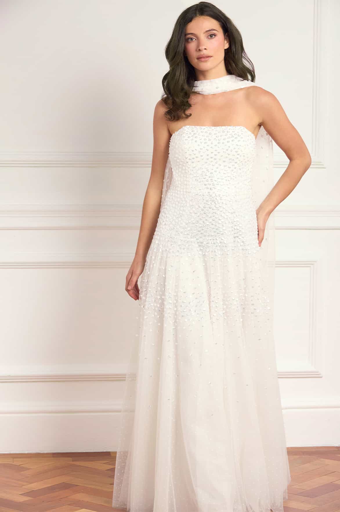 Needle & Thread Sunrise Sequin Strapless Cape Gown suknia biała cekinowa