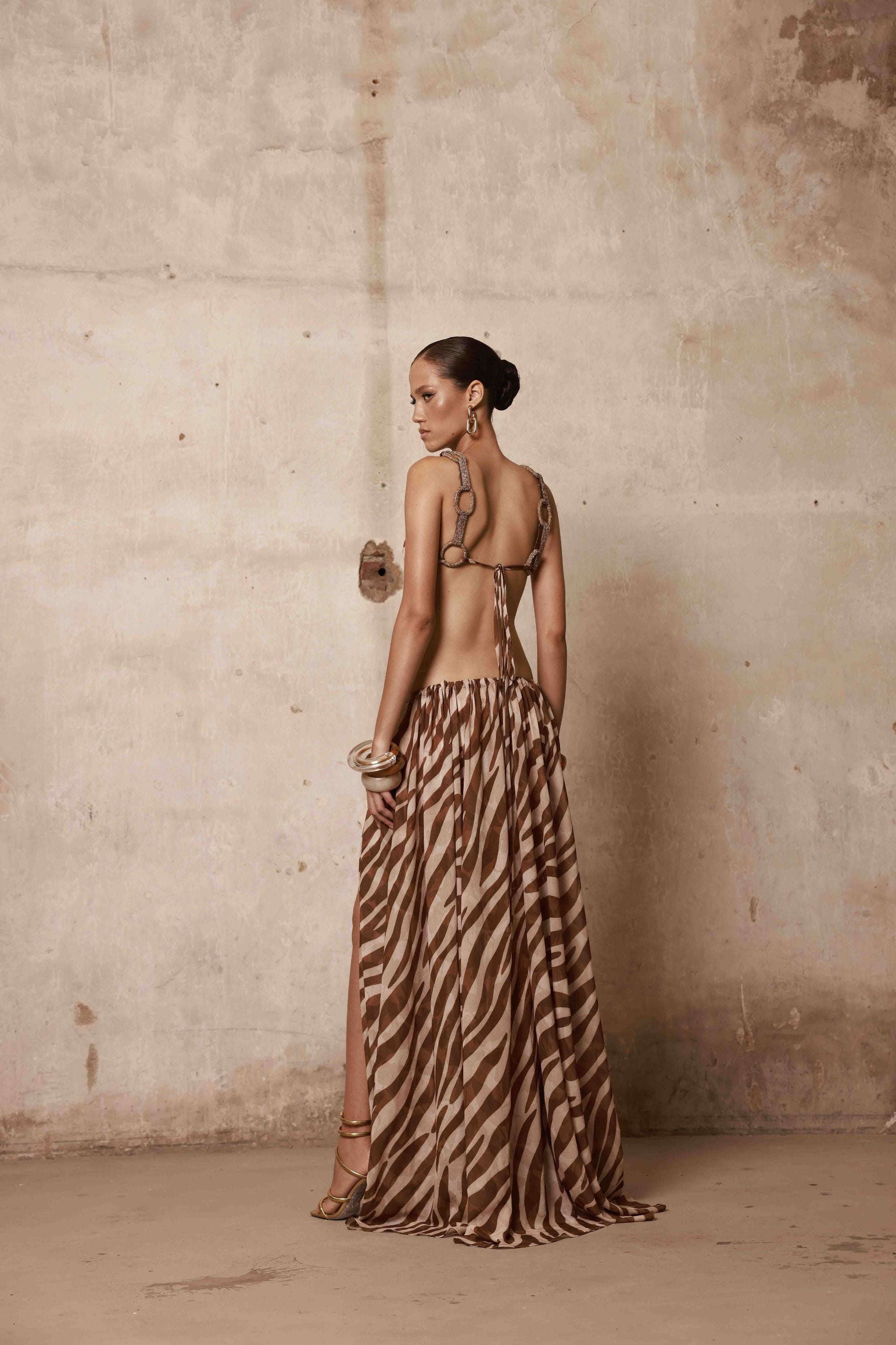 Bronx and Banco Nala Cutout Maxi Dress sukienka zebra z wycięciem