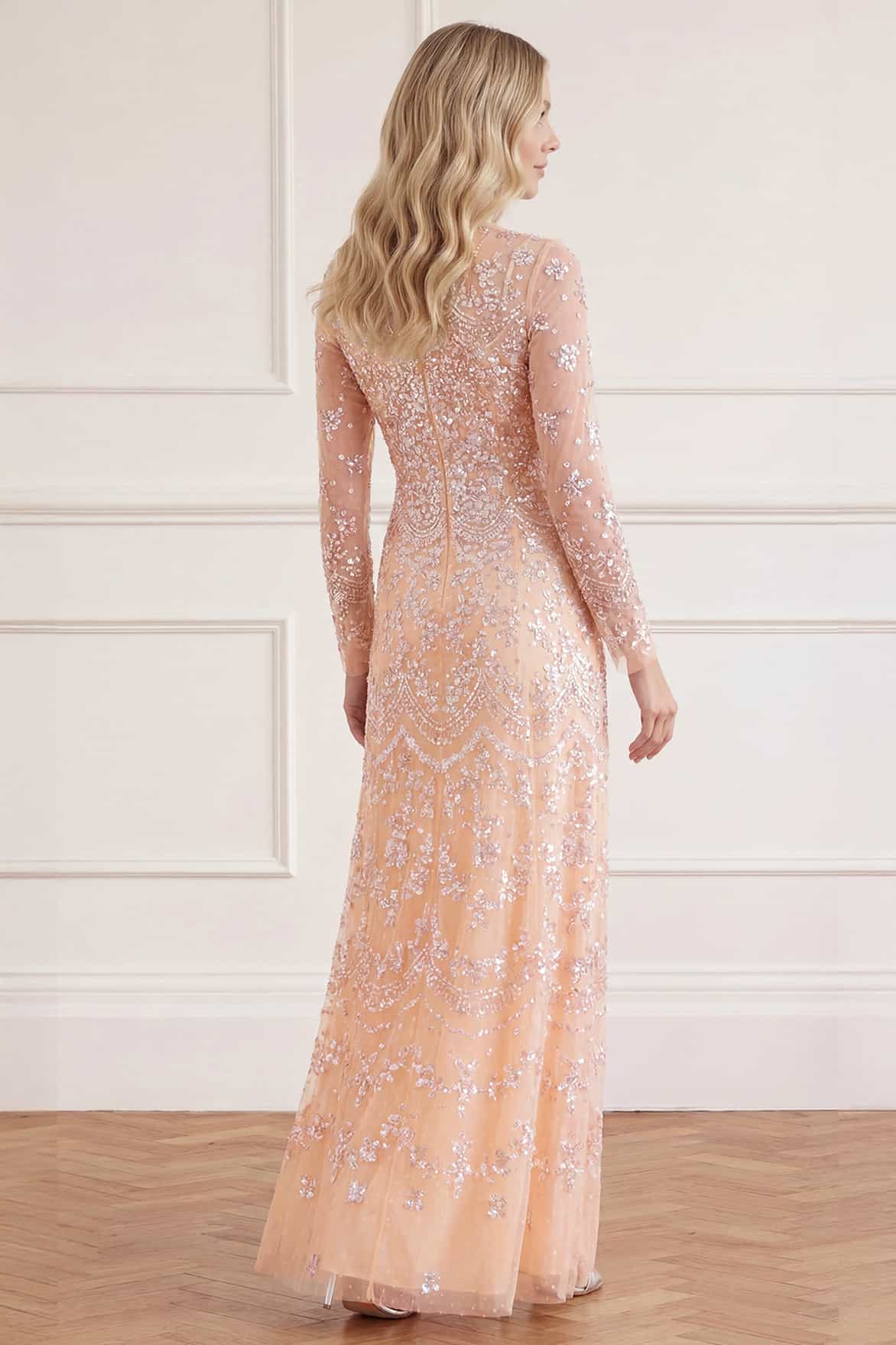 Needle & Thread Freya Long Sleeve Gown sukienka różowa cekinowa
