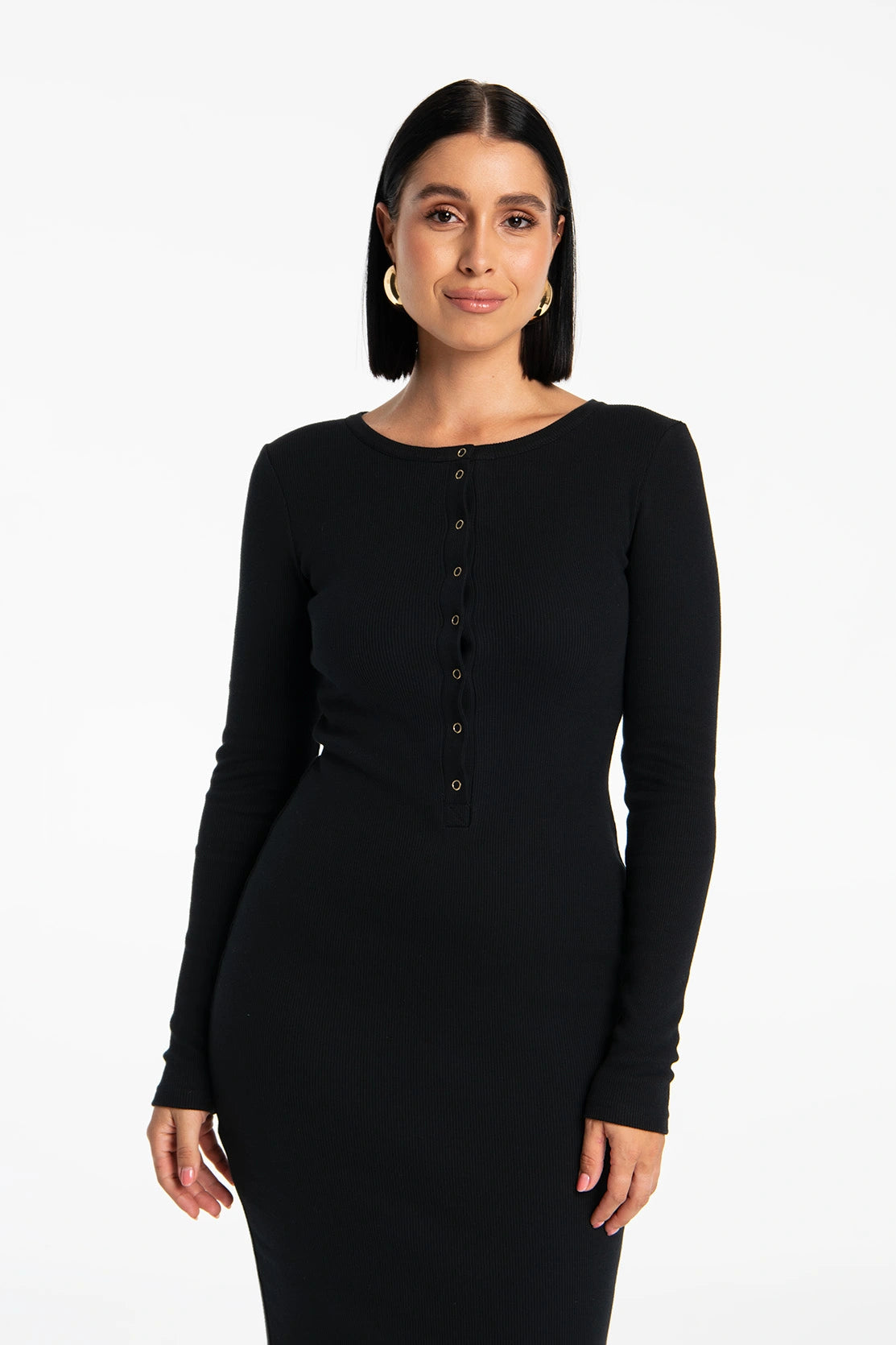 Nudyess Isla sukienka midi Black regulowany dekolt