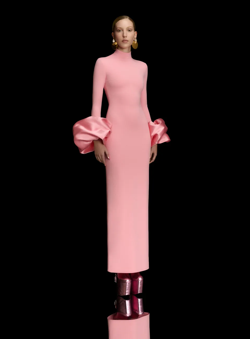 Solace London Viviana Maxi sukienka zabudowana jasny róż