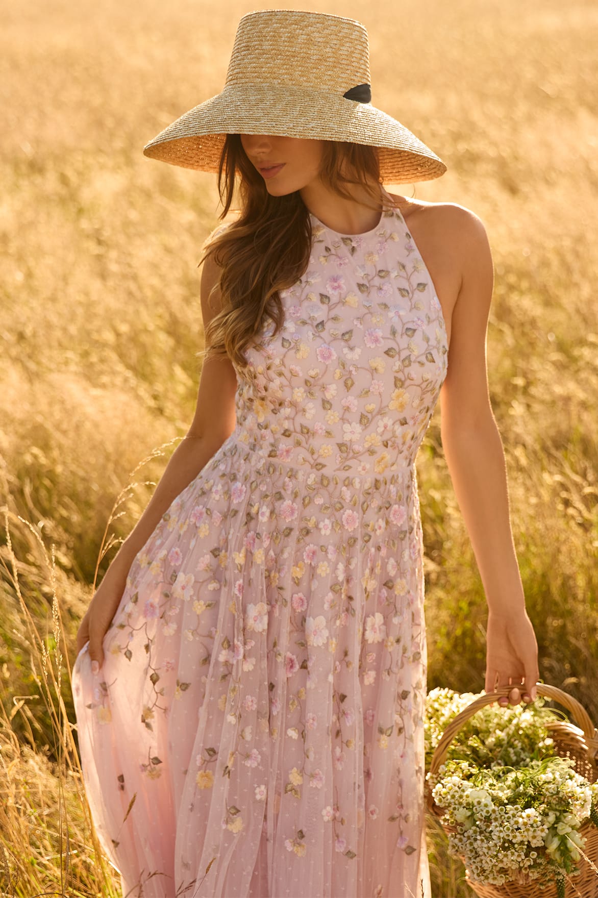 Needle & Thread Trailing Roses Halter Gown suknia różowa z haftem