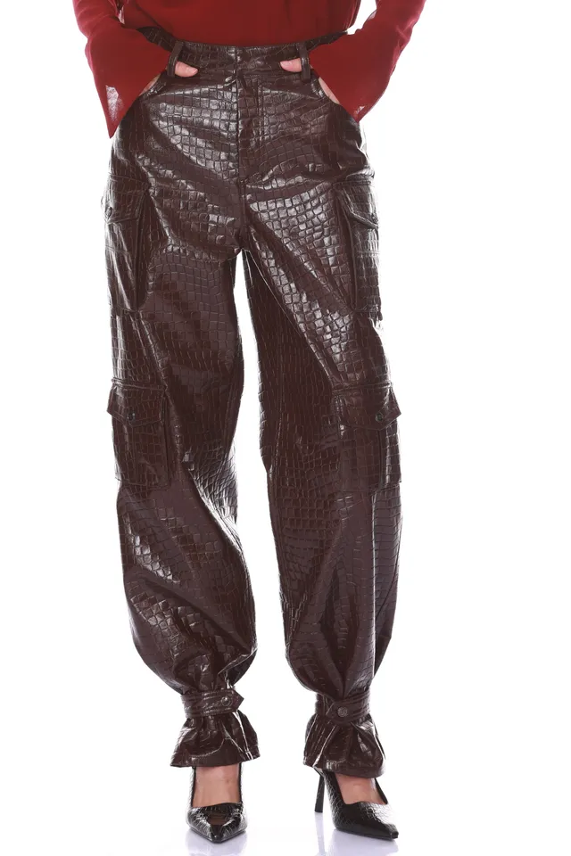 Bronx and Banco Vegan Croc spodnie jogger brązowe skóropodobne