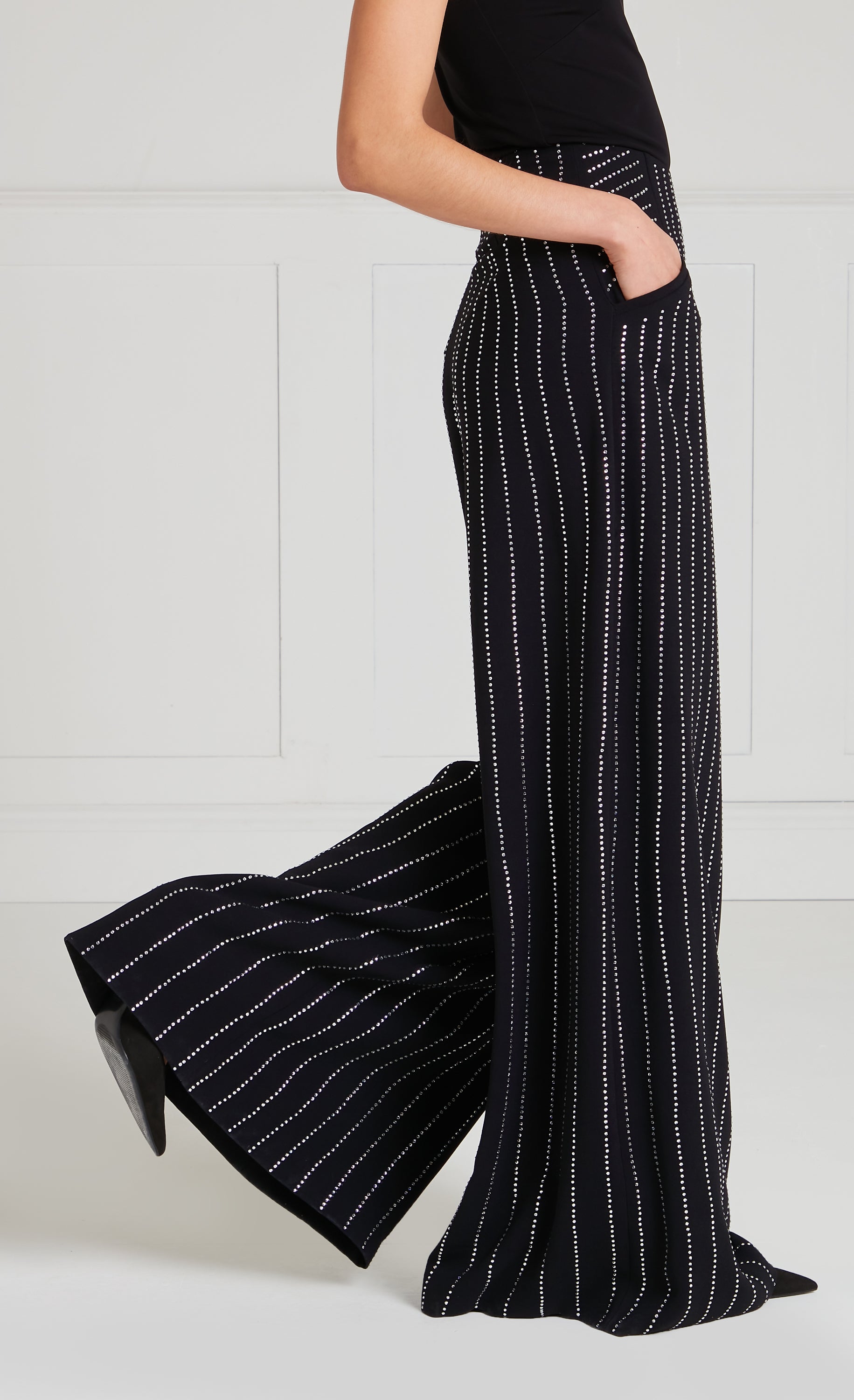 Temperley London Villanelle spodnie czarne z cyrkoniami