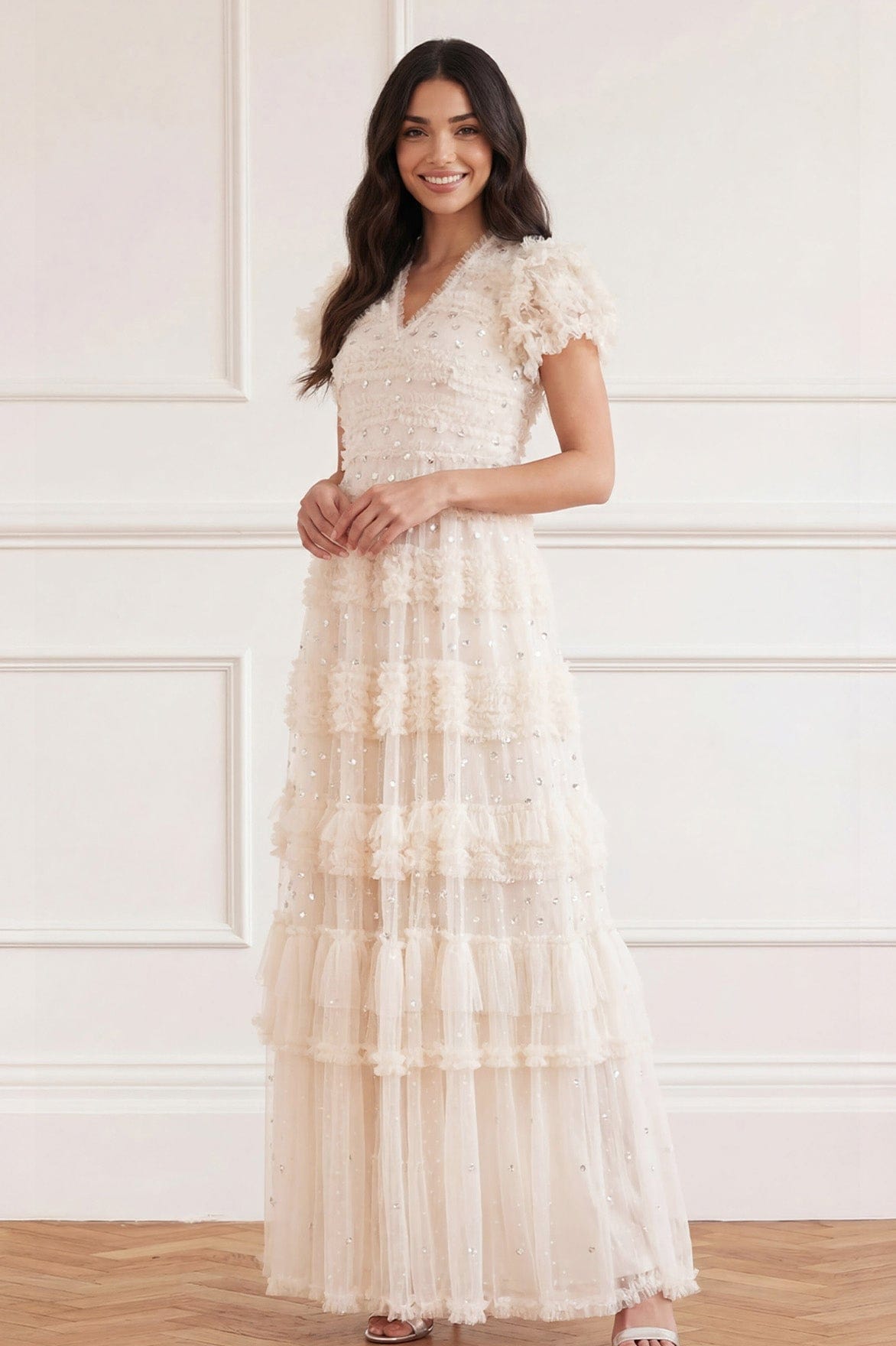 Needle & Thread Vivian V-Neck Gown suknia kremowa cekinowa
