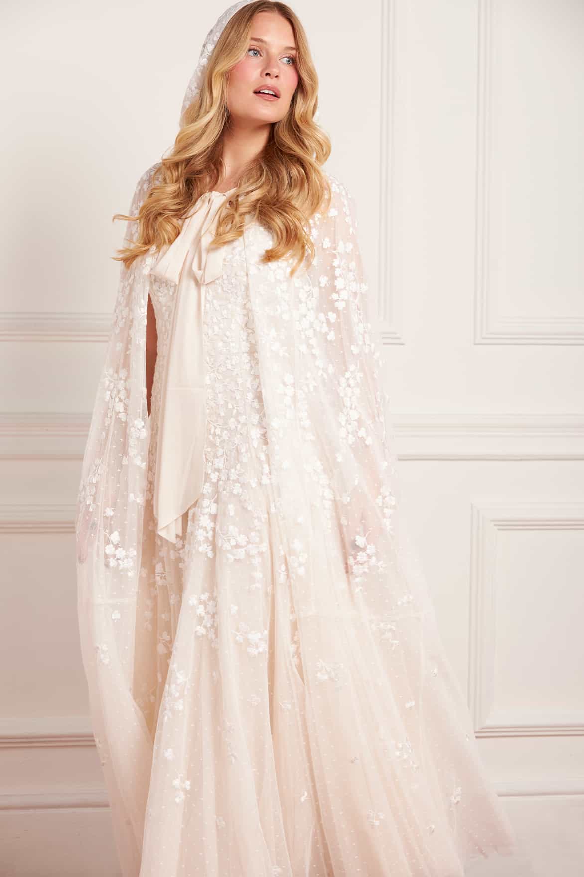 Needle & Thread Scatter Blossom Hooded peleryna Cream z kapturem