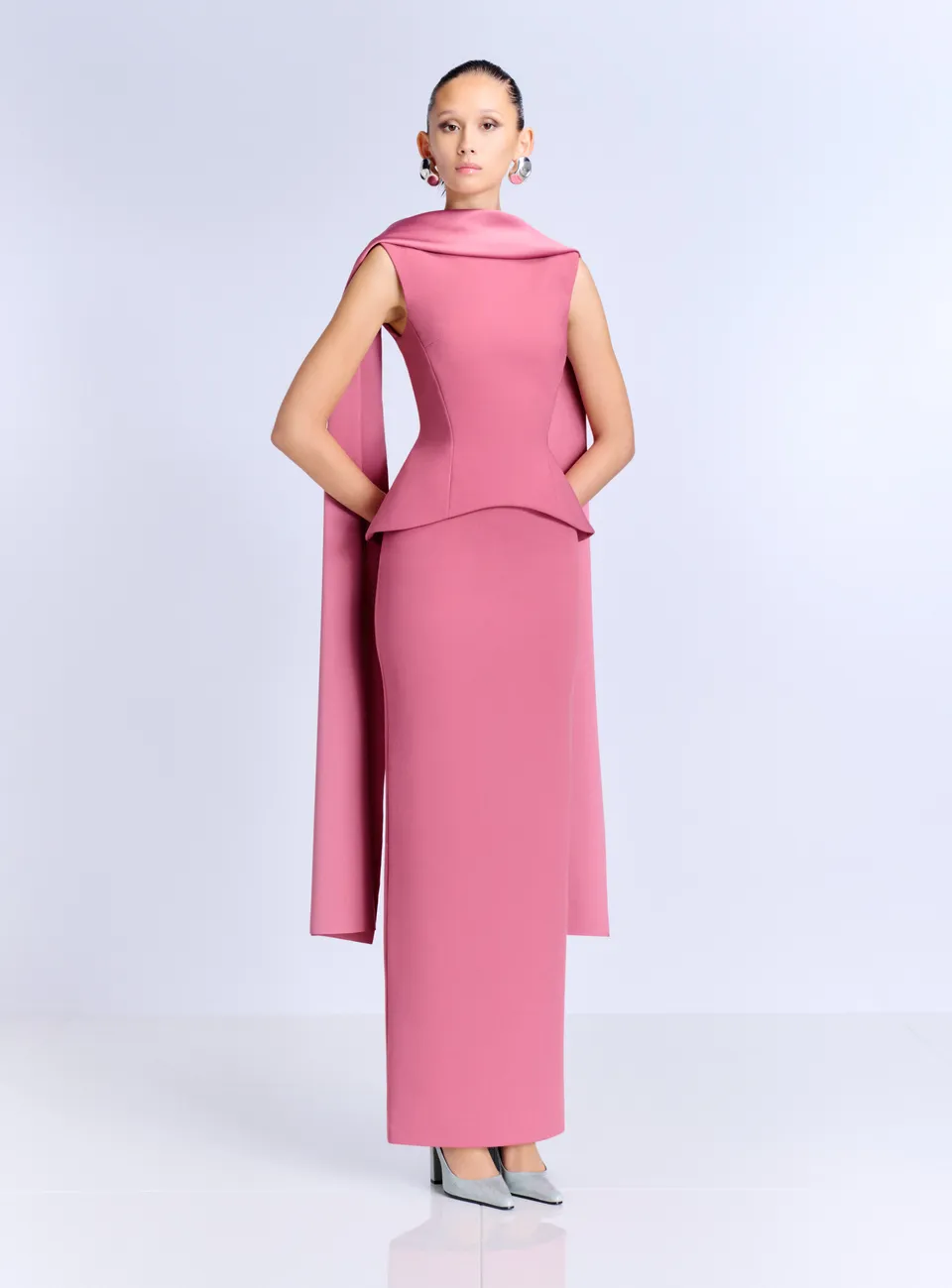 Solace London The Annie Maxi sukienka Dark Rose bez rękawów