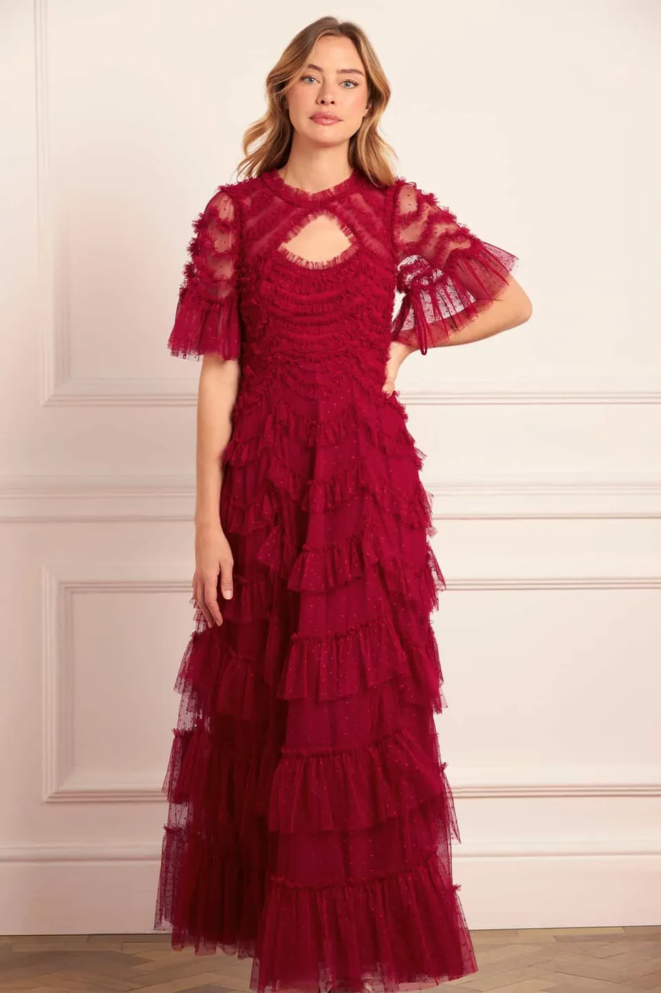 Needle & Thread Aviana Short Sleeve Gown suknia czerwona tiulowa