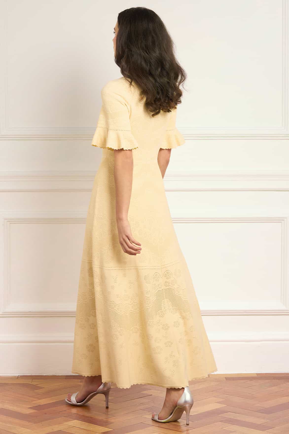 Needle & Thread Scallop Lace Pointelle suknia zolta dzianina